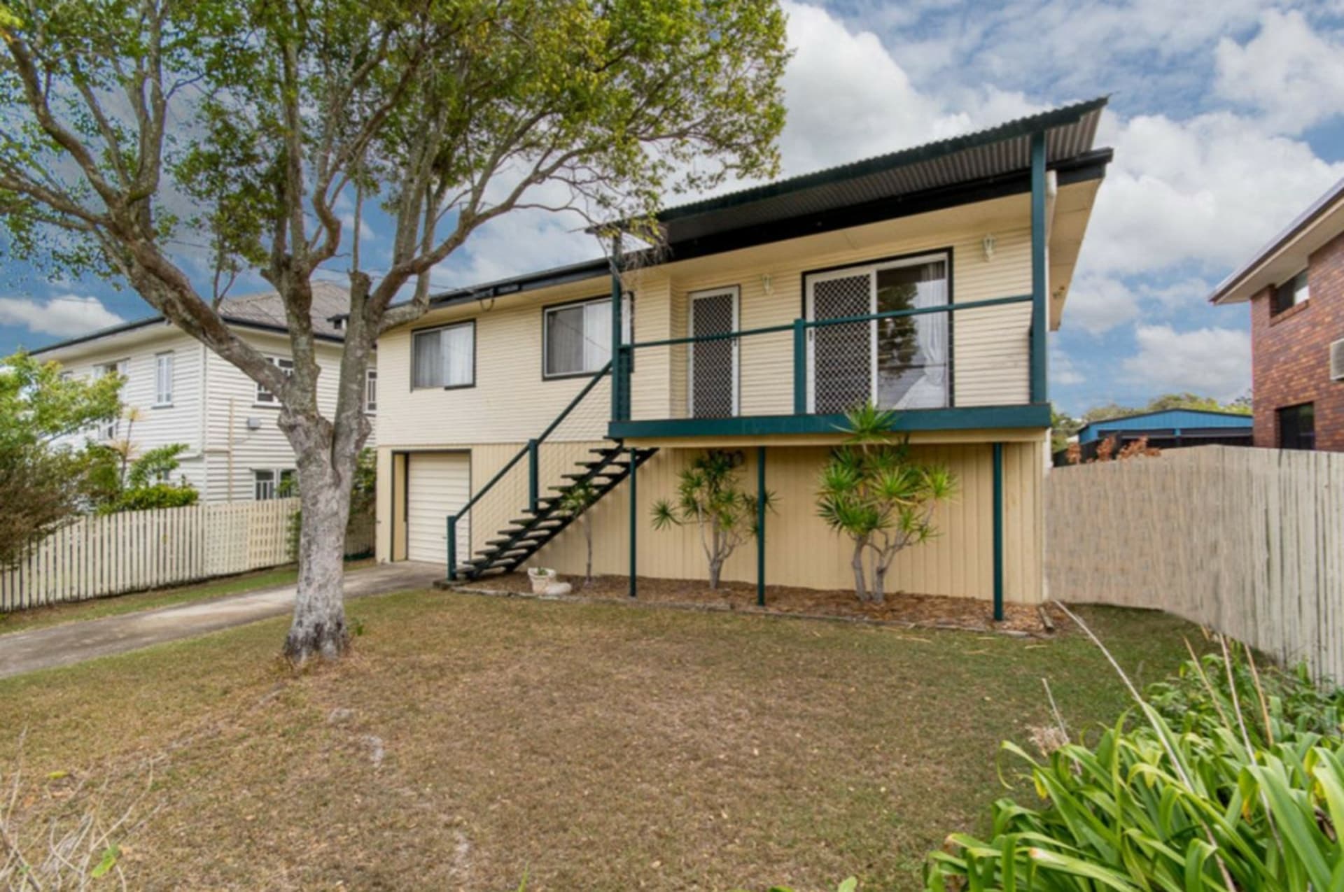 6 Vernon Street Clontarf QLD, Clontarf - Image 1