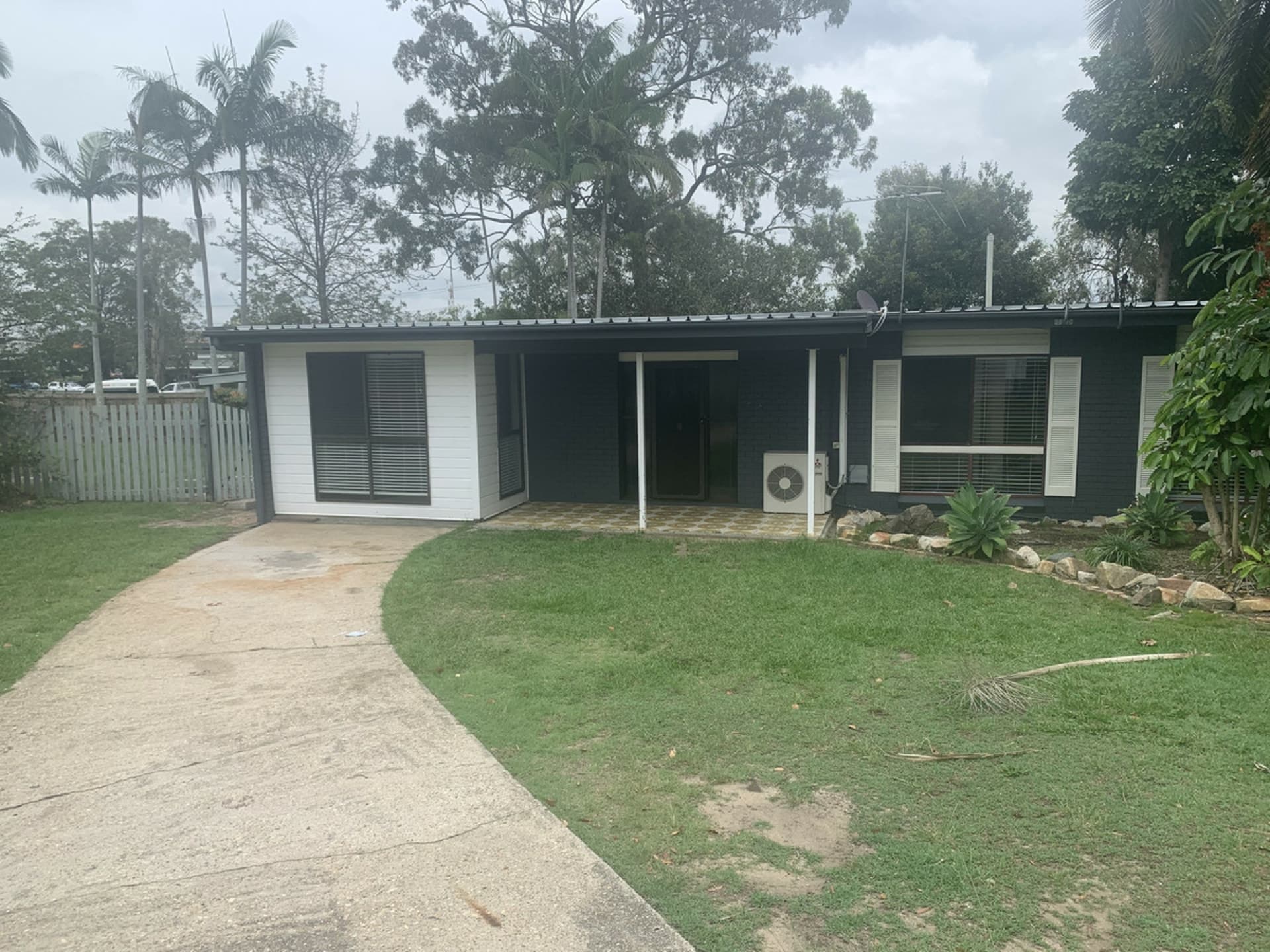 27 Pamrick Crescent Clontarf QLD, Clontarf - Thumbnail 2