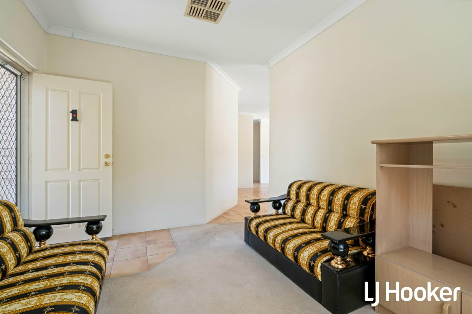 1 Harriet Place Cloverdale WA, Cloverdale - Thumbnail 2