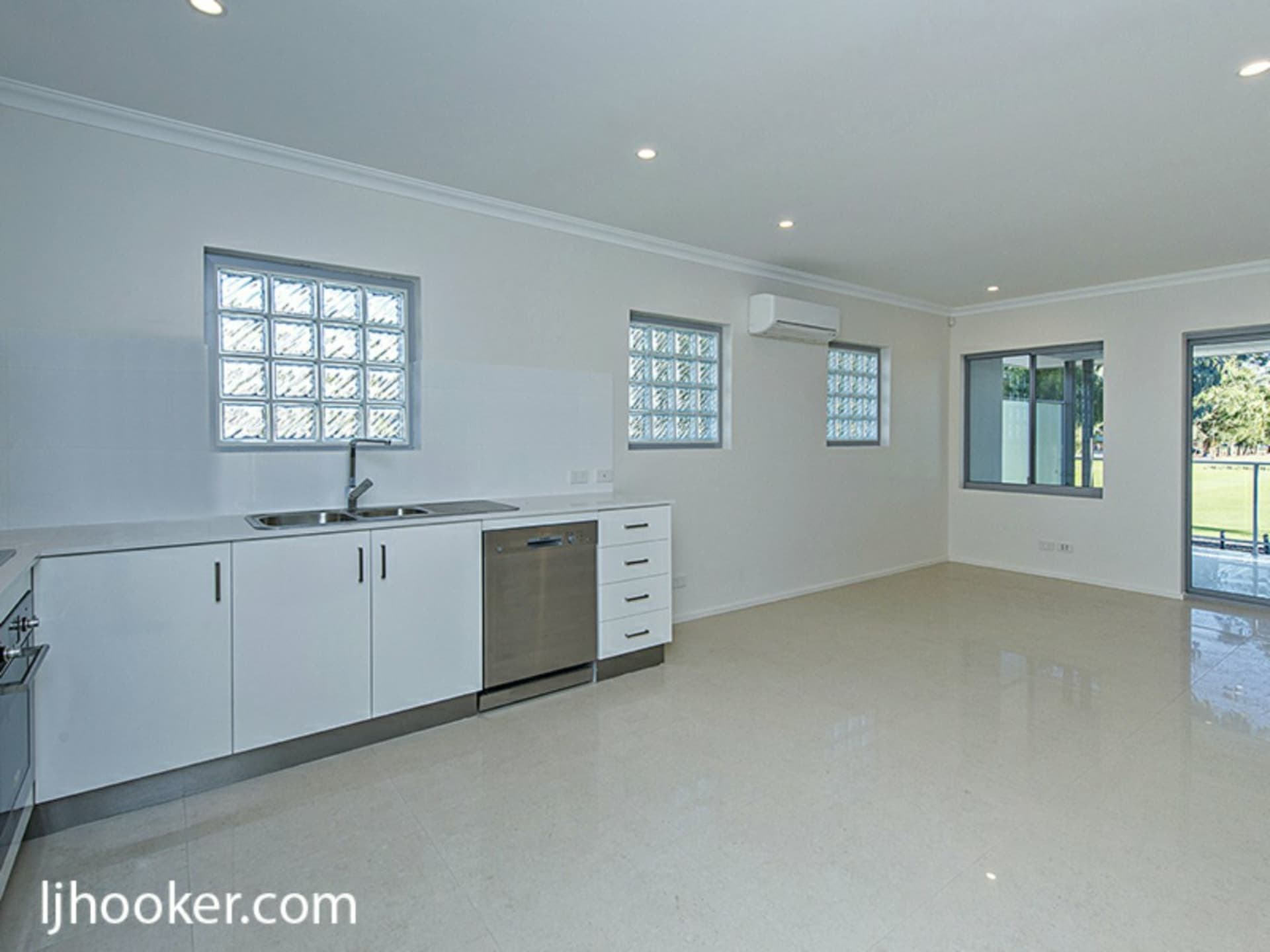 3/377 Daly Street Cloverdale WA, Cloverdale - Thumbnail 4