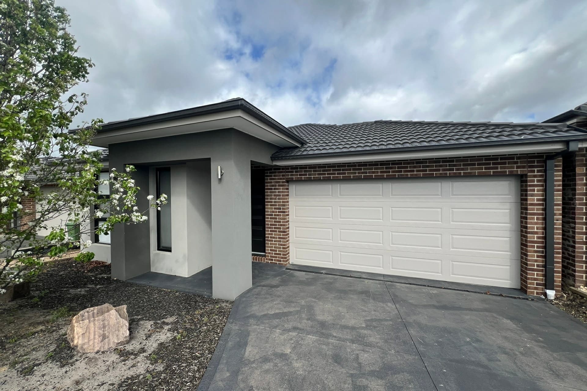 33 Bona Vista Rise Clyde VIC, Clyde - Thumbnail 2