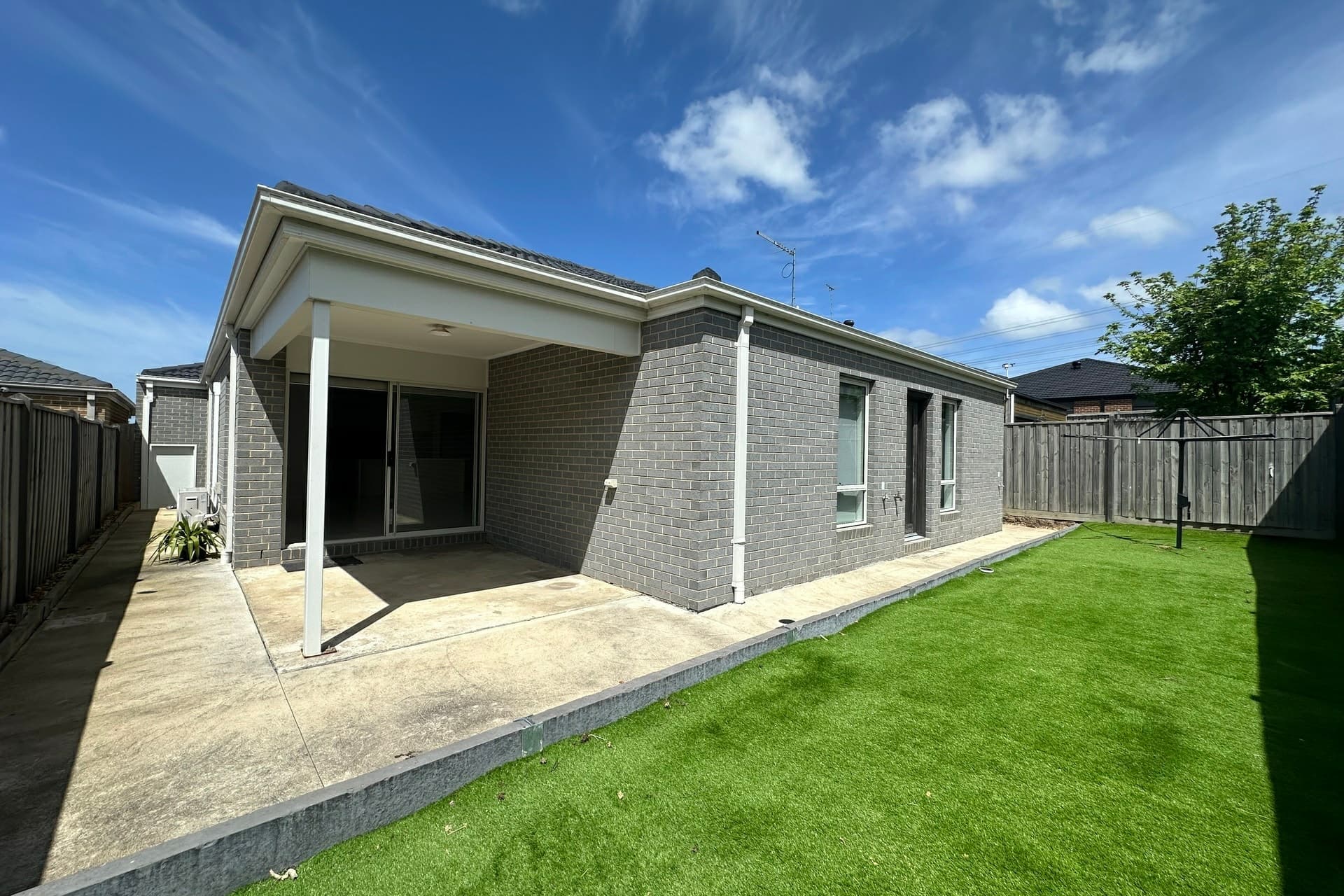32 Vermillion Drive Clyde VIC, Clyde North - Image 1