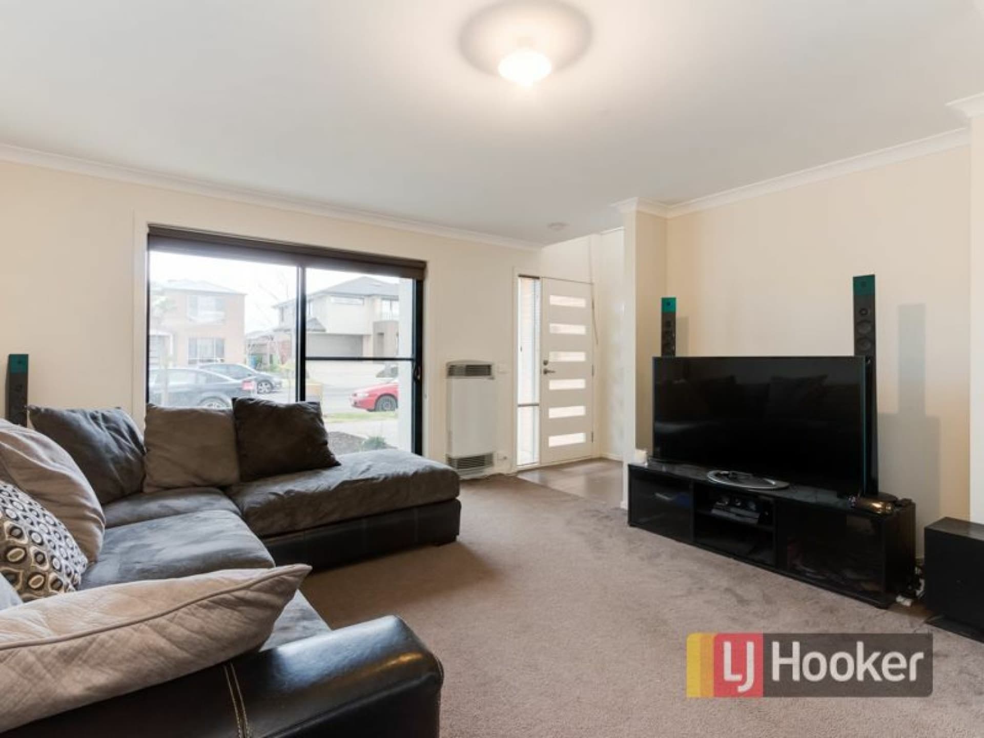 82 Green Gully Road Clyde VIC, Clyde - Thumbnail 3