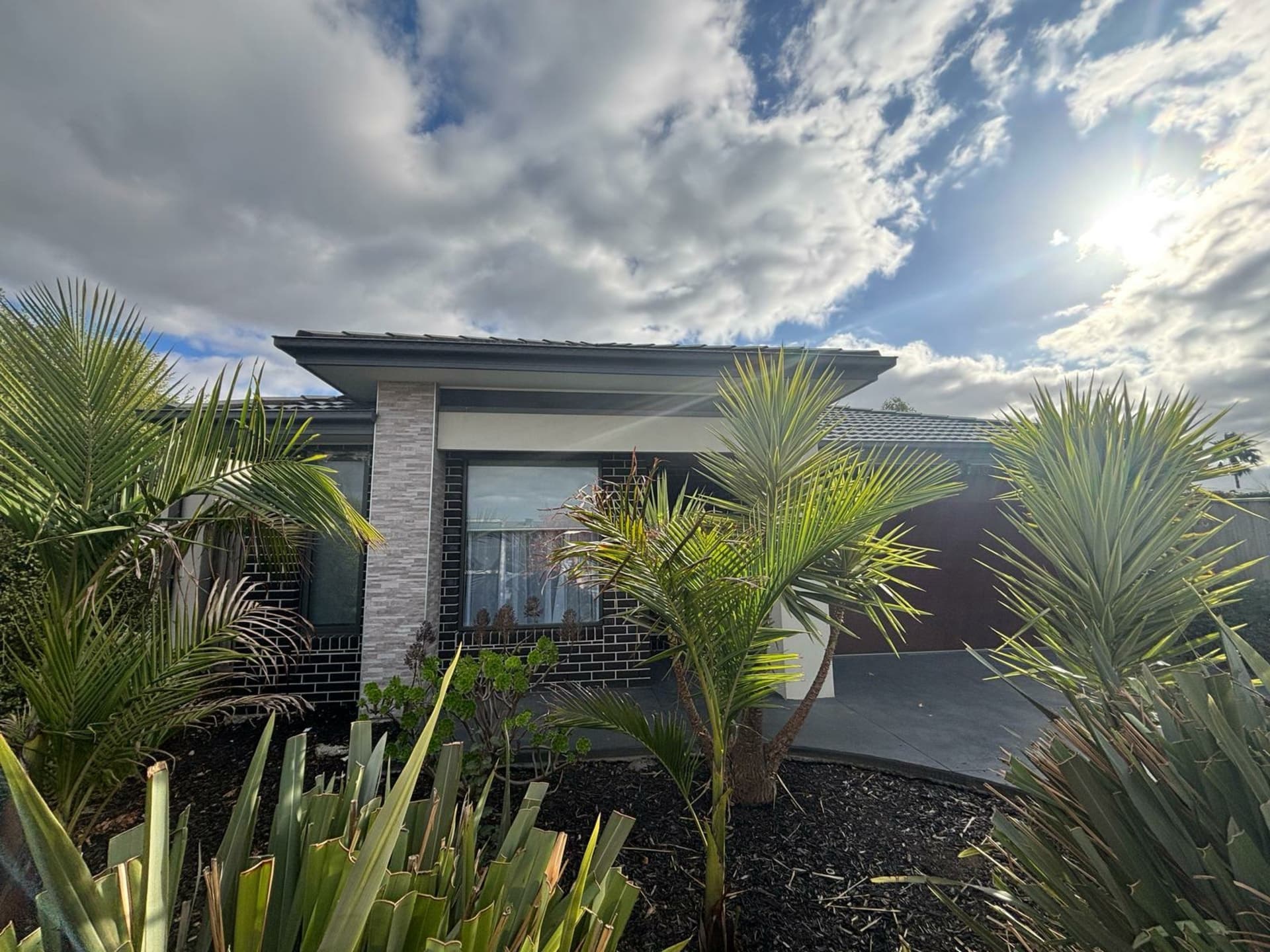 26 Alphey Road Clyde North VIC, Clyde North - Thumbnail 3