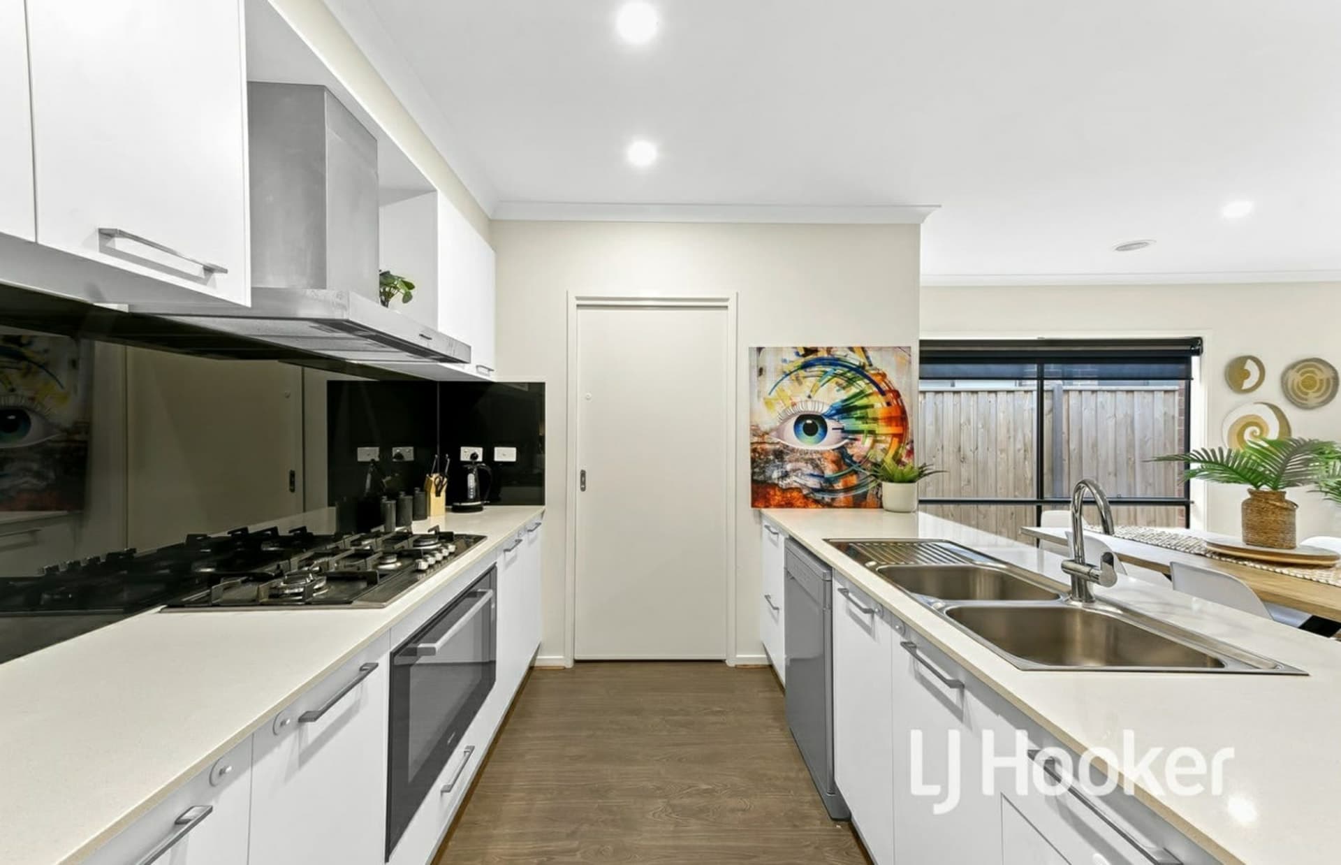 14 Aspire Avenue Clyde North VIC, Clyde North - Thumbnail 3
