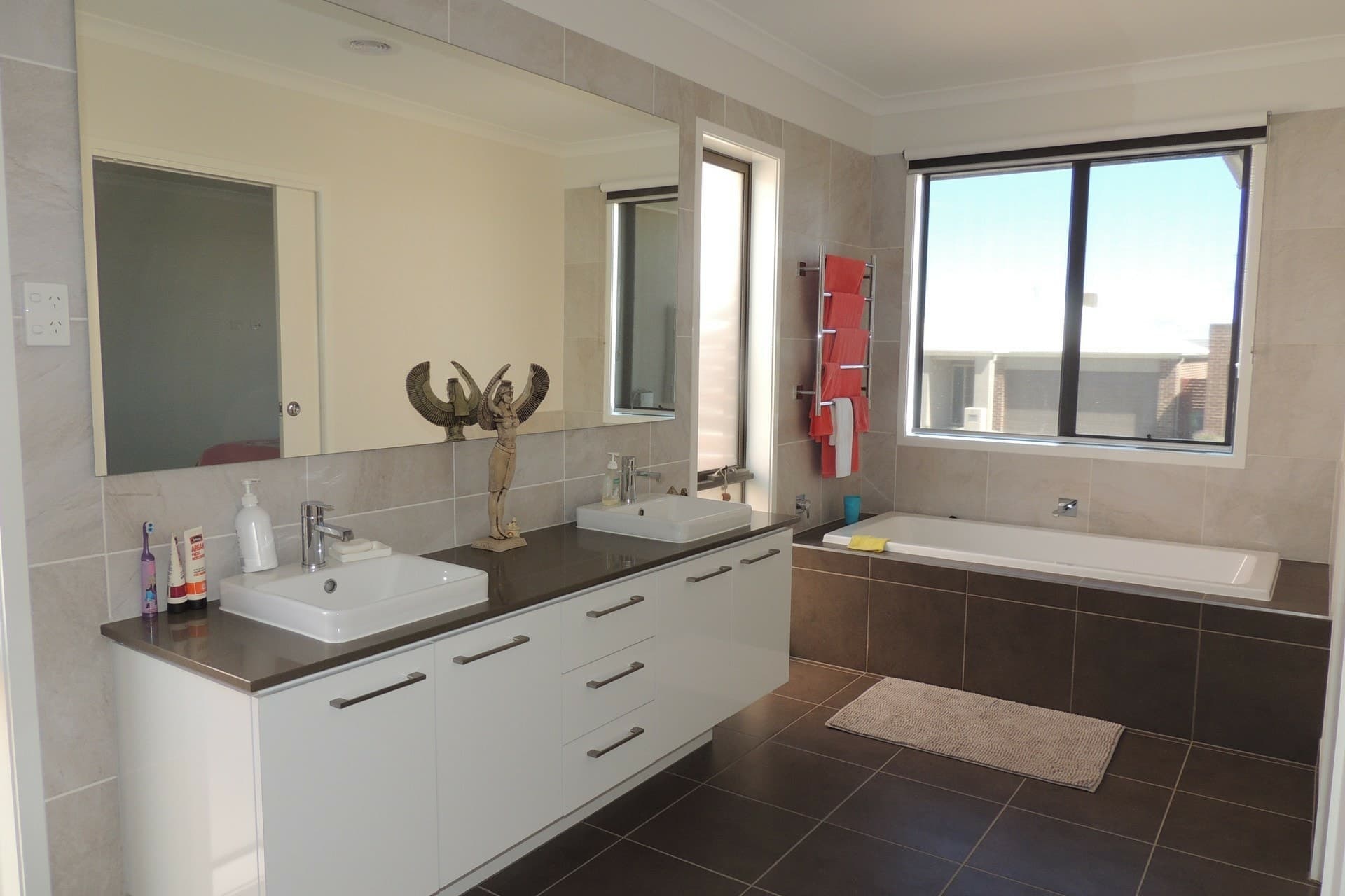 10 Sikes Road Clyde North VIC, Clyde North - Thumbnail 5