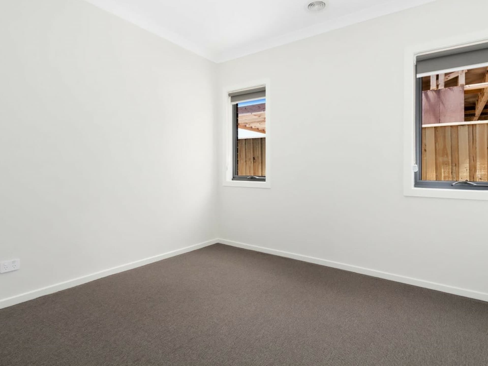 35 Skylark Boulevard Clyde North VIC, Clyde North - Thumbnail 7