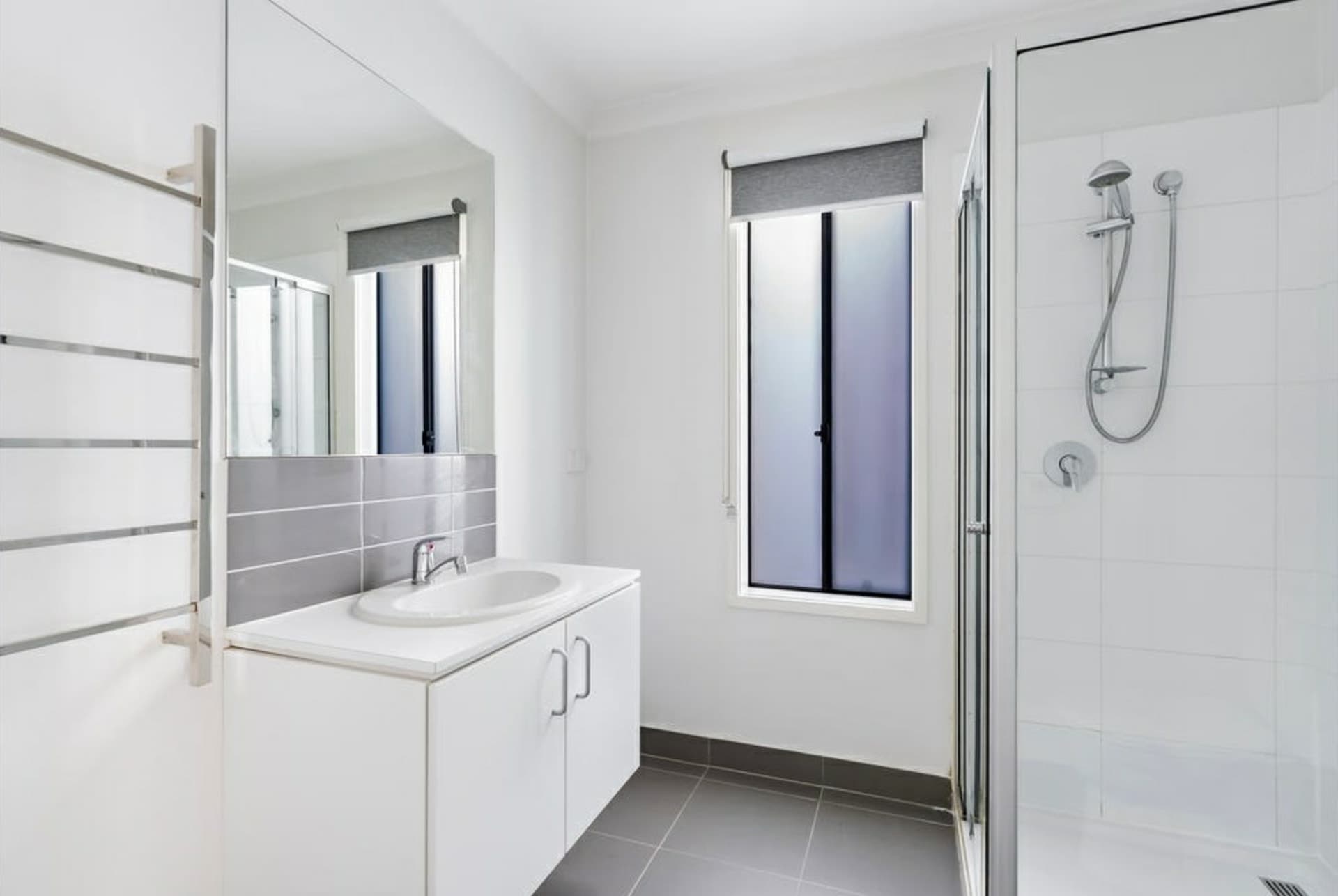 22 Carisbrooke Way Clyde North VIC, Clyde North - Thumbnail 6