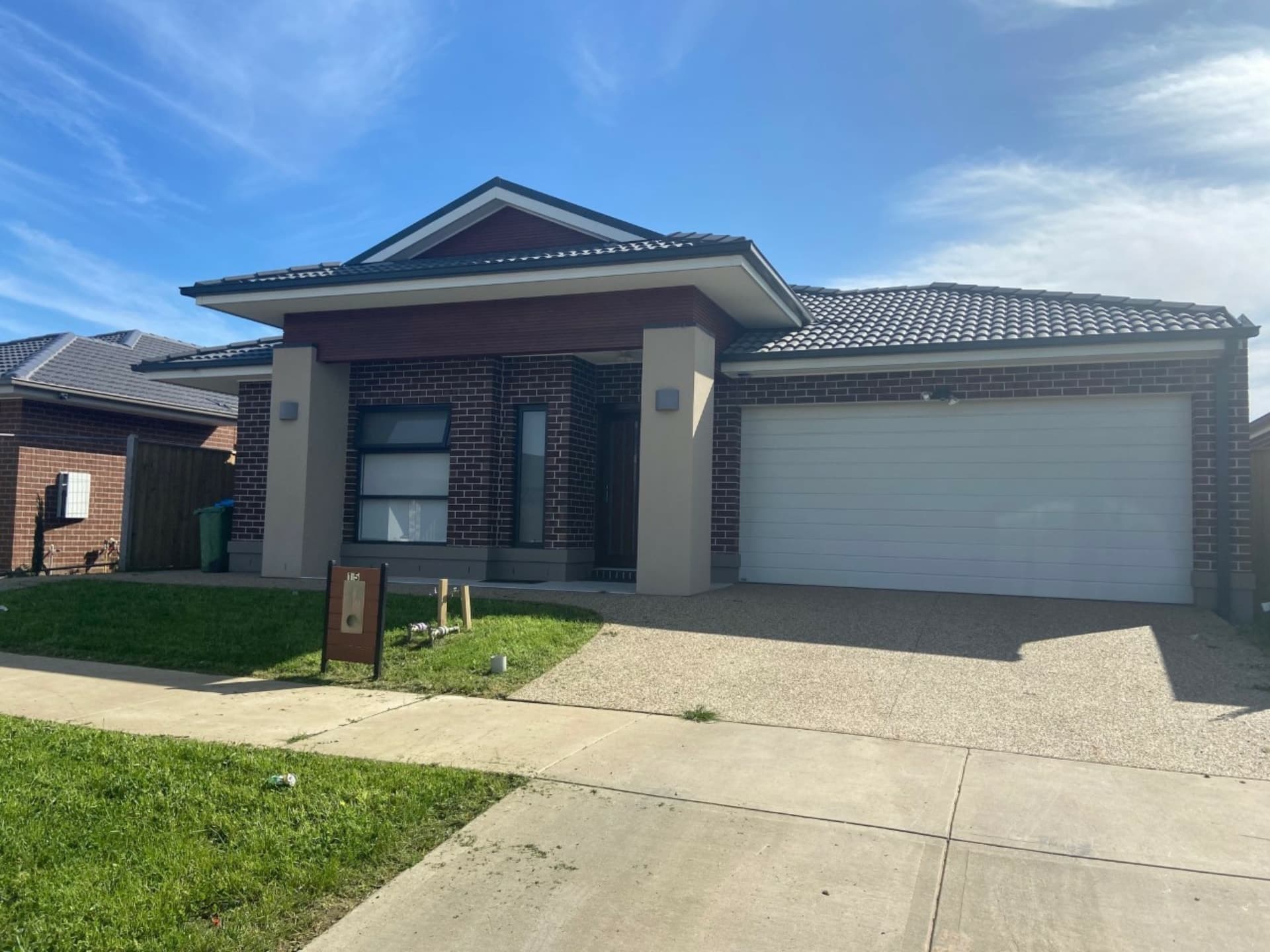 15 Orpington Drive Clyde North VIC, Clyde North - Thumbnail 2