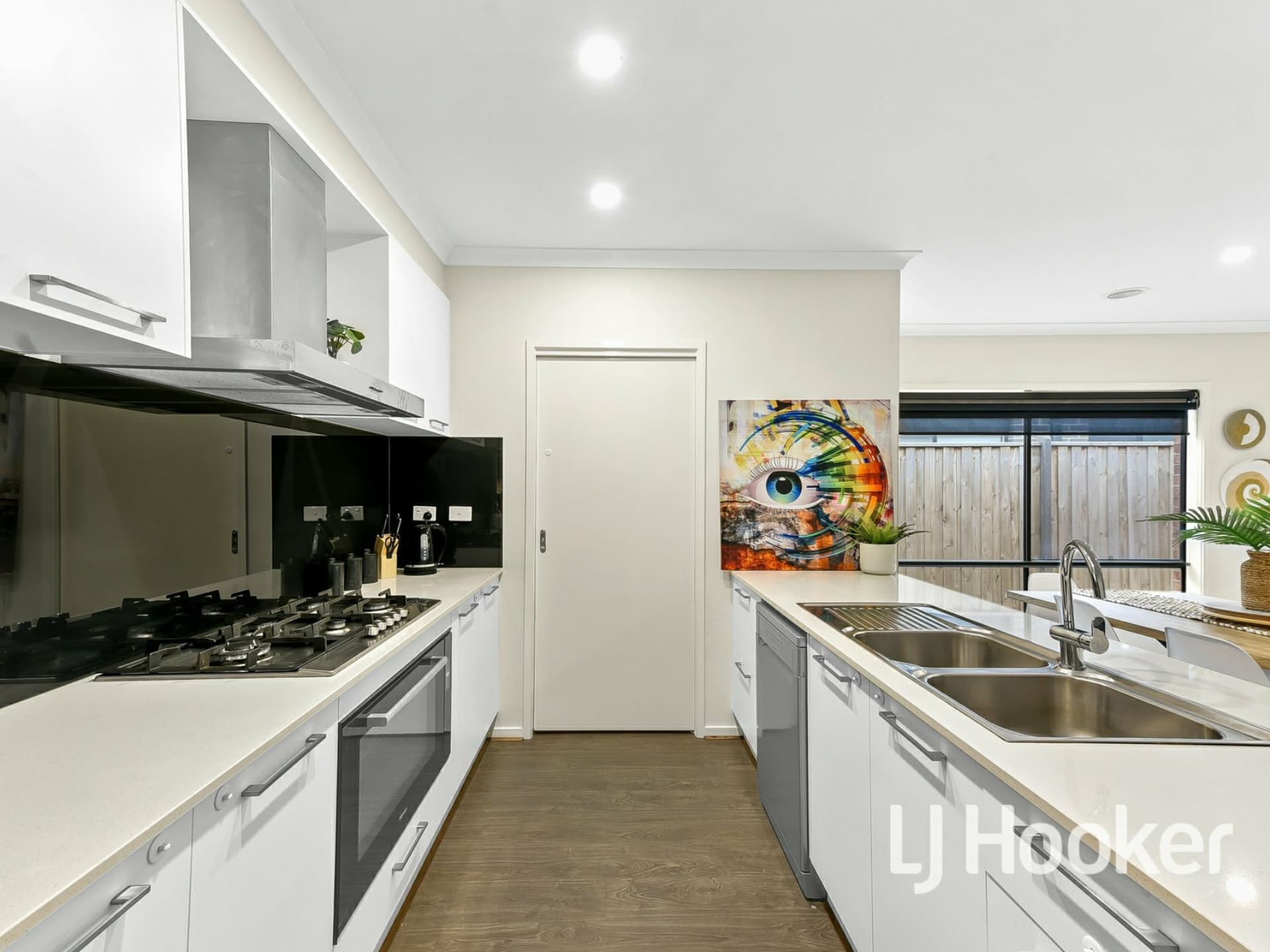14 Aspire Avenue Clyde North VIC, Clyde North - Thumbnail 6