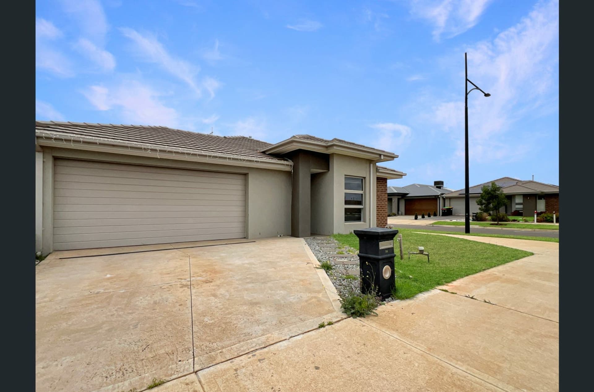 28 Adelong Boulevard Cobblebank VIC, Cobblebank - Thumbnail 2