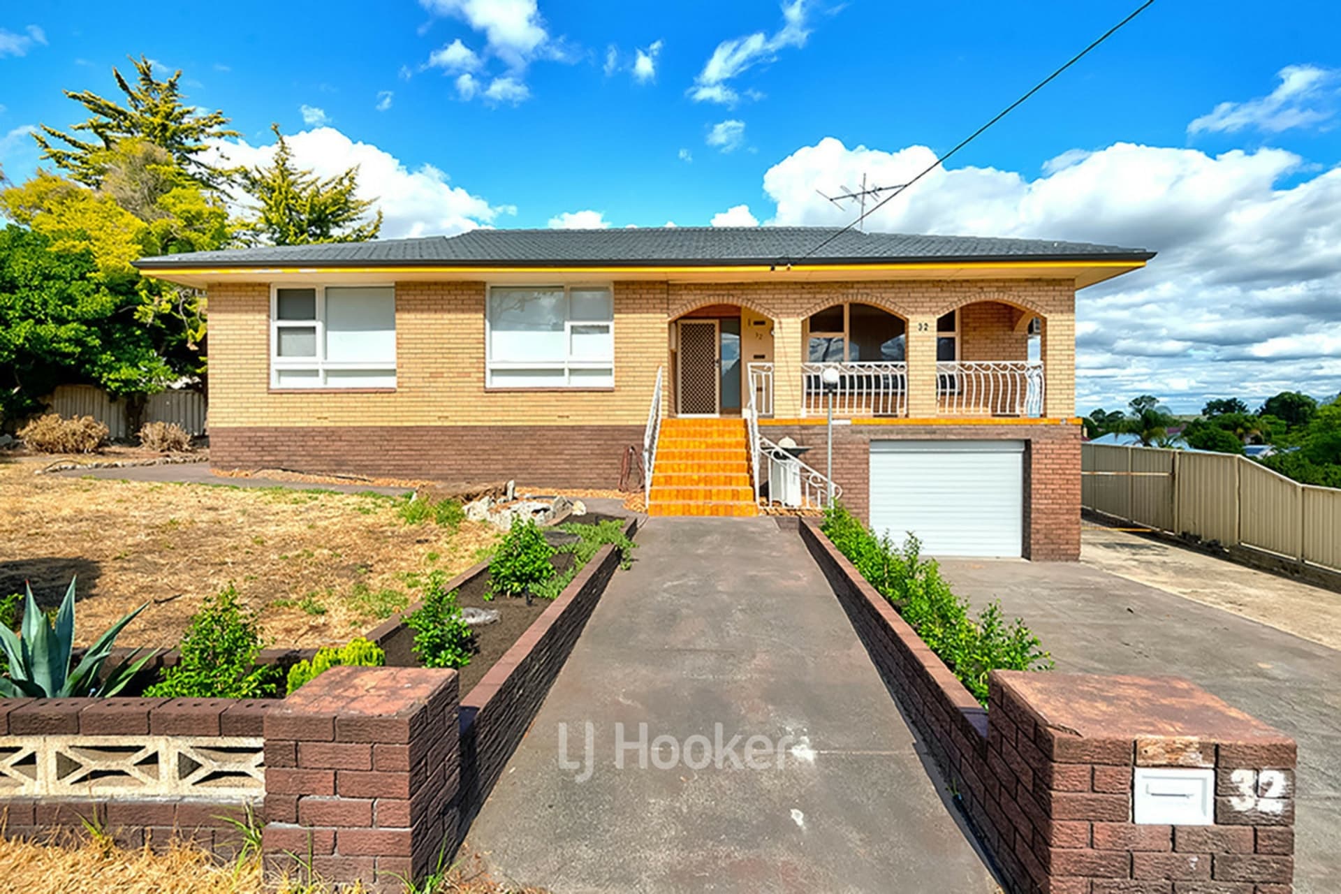32 Bucktin Street Collie WA, Collie - Image 1