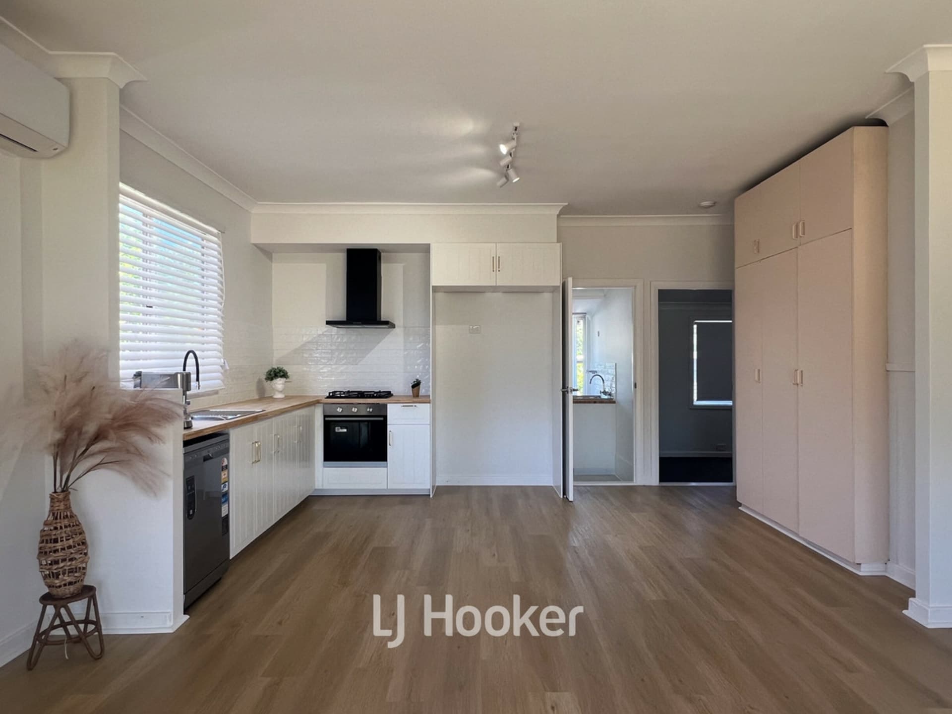13 Blaydon Road Collie WA, Collie - Image 1