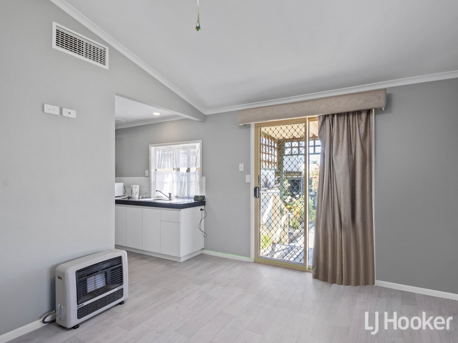 45A Swanstone Street Collie WA, Collie - Thumbnail 2