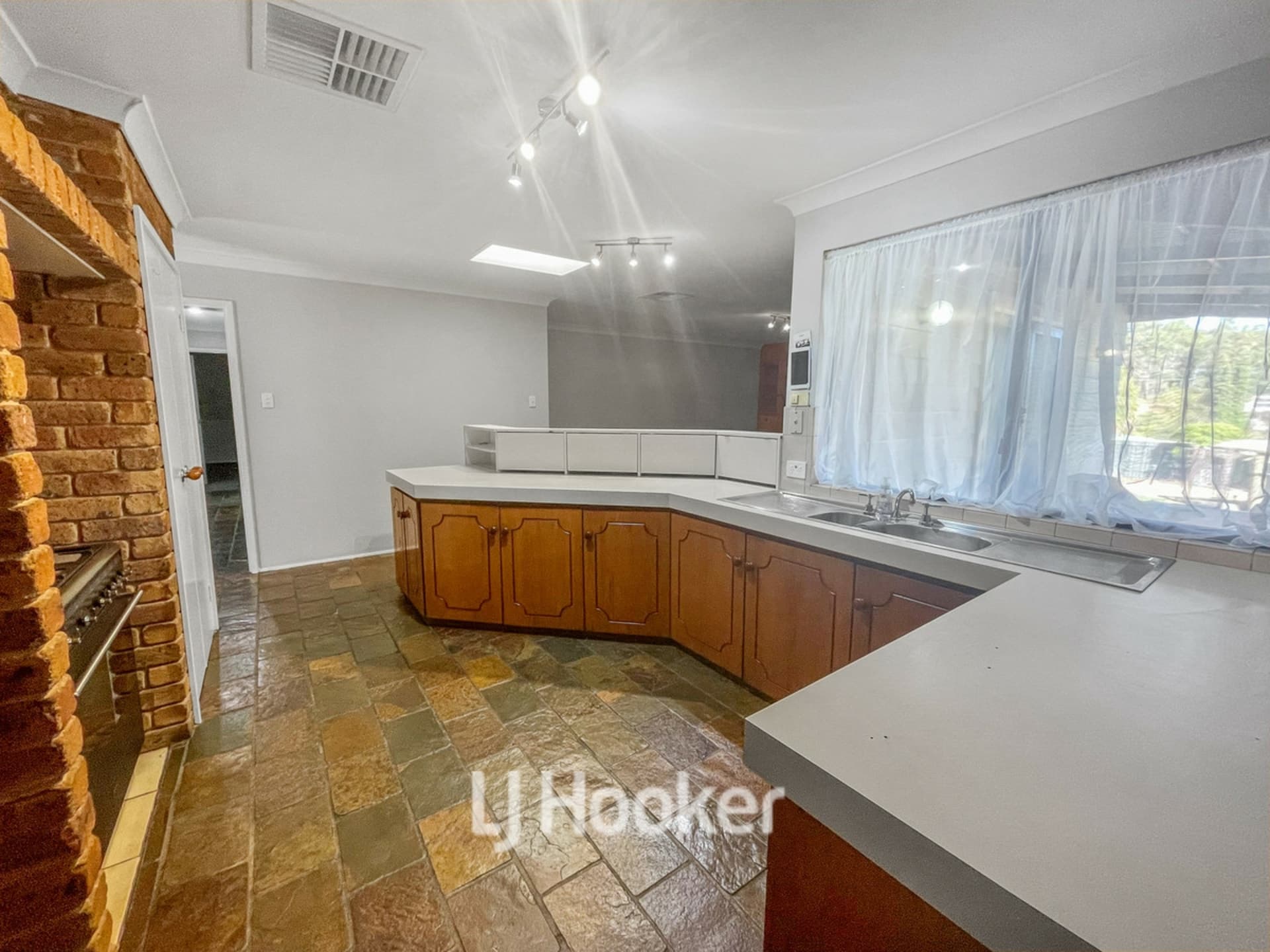 65 Foster Street Collie WA, Collie - Thumbnail 8