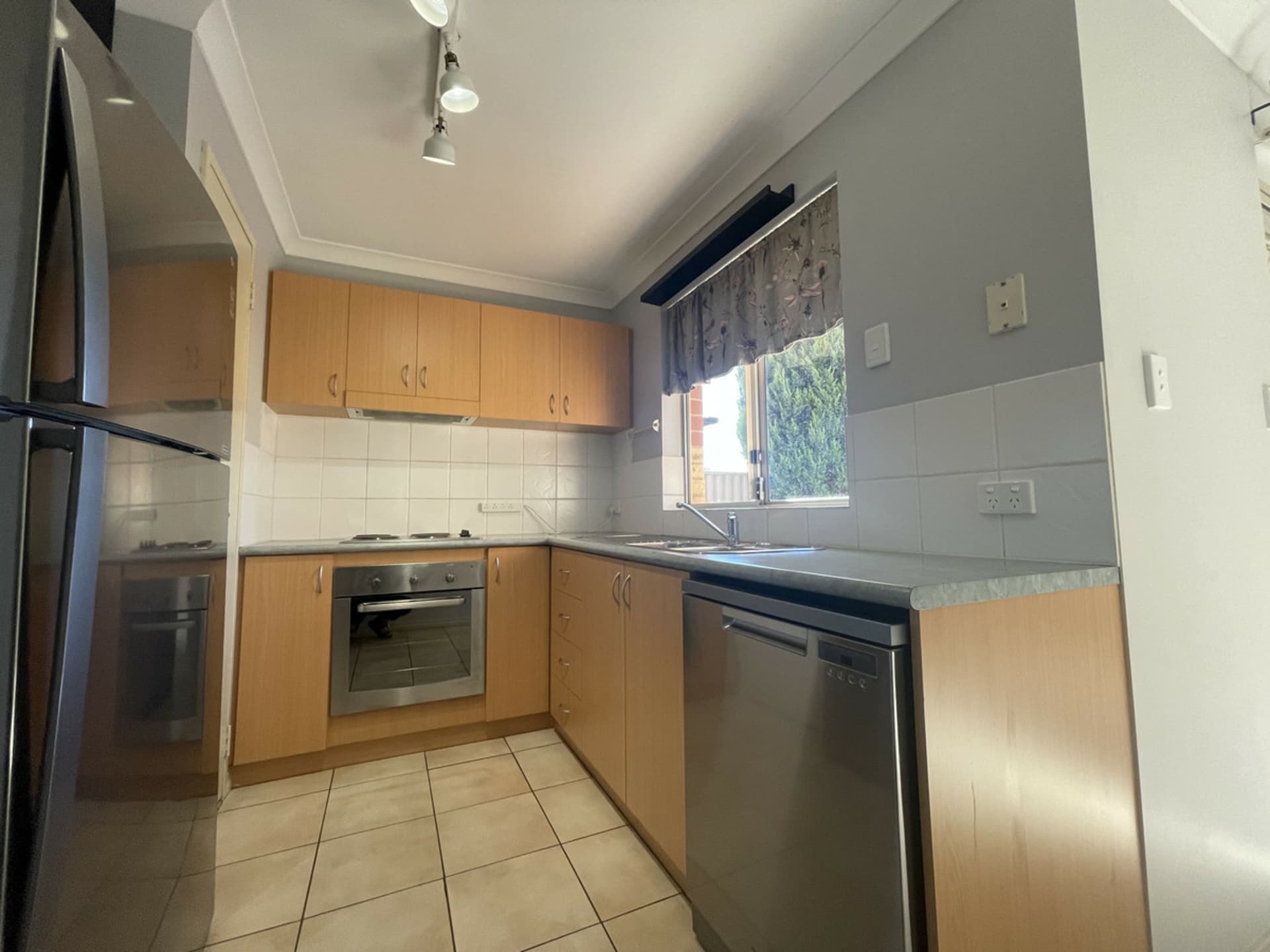 3/8 Ash Mews Collie WA, Collie - Thumbnail 6