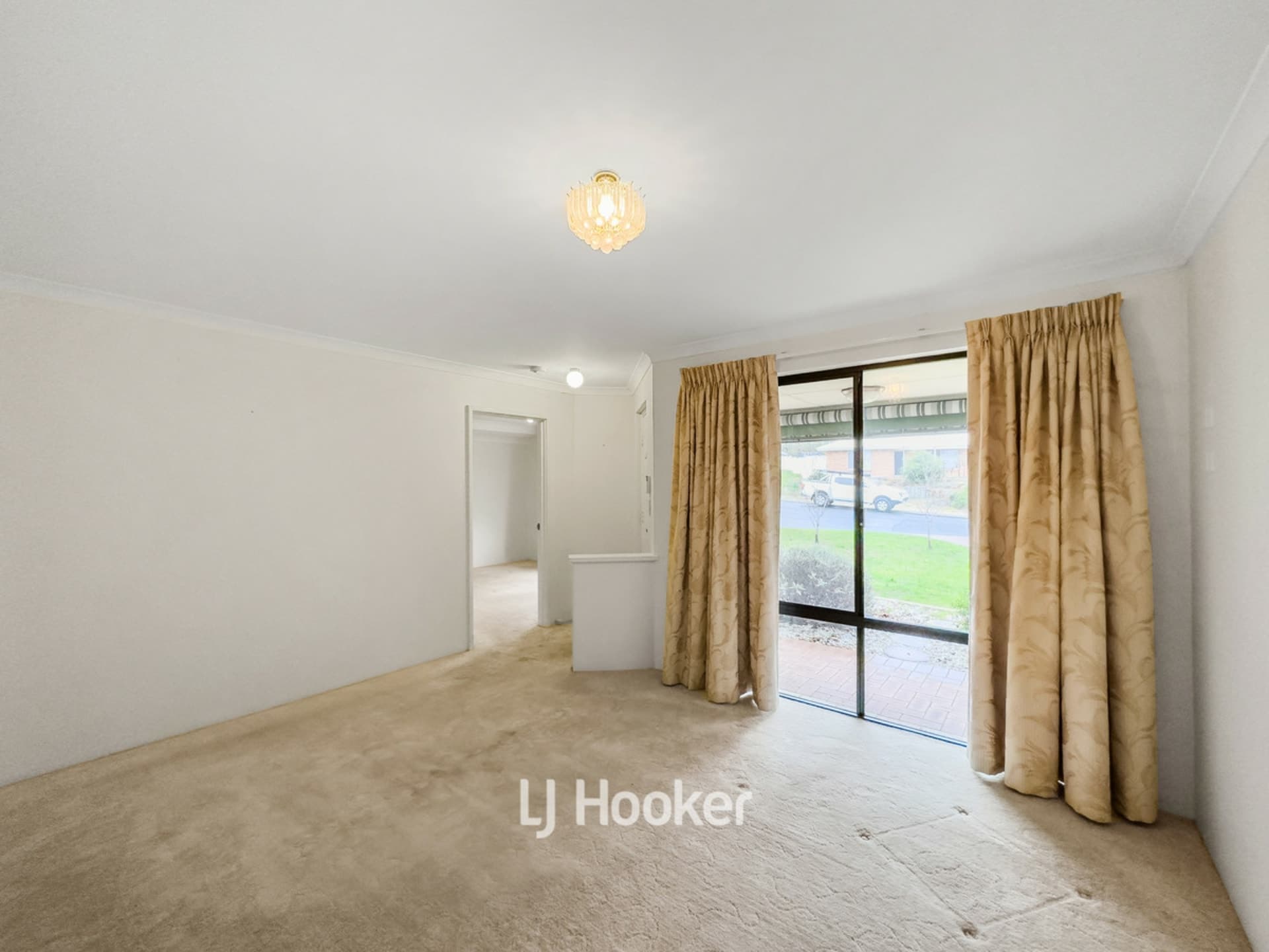 19 Robinia Rise Collie WA, Collie - Thumbnail 3