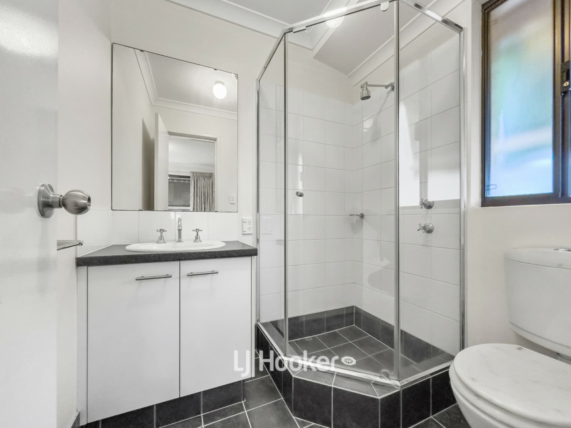 19 Robinia Rise Collie WA, Collie - Thumbnail 6