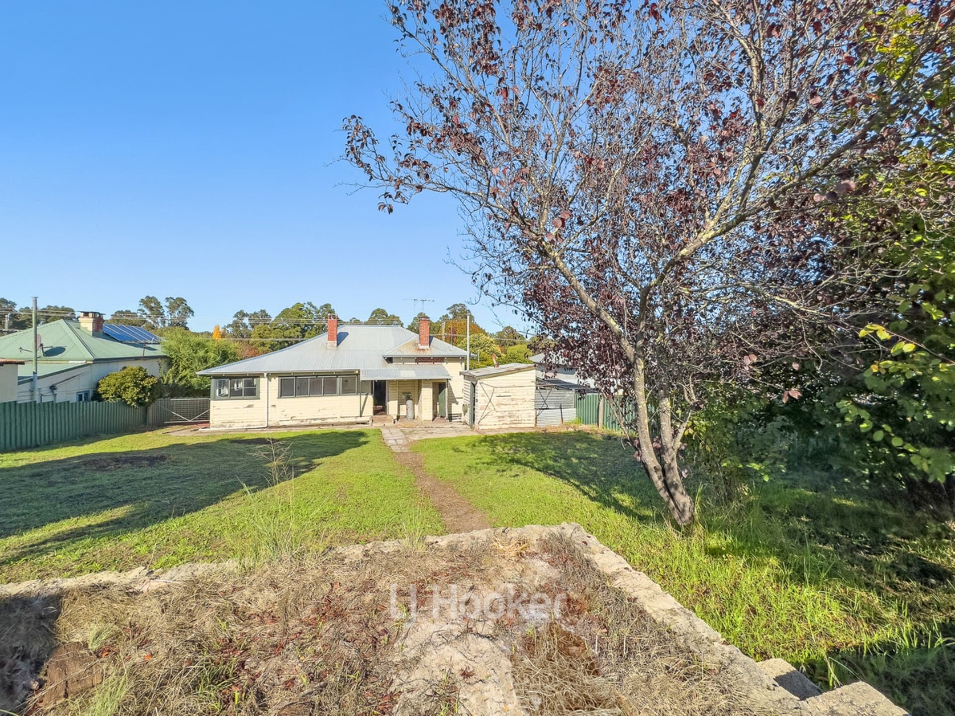 14 Bunbury Street Collie WA, Collie - Image 1
