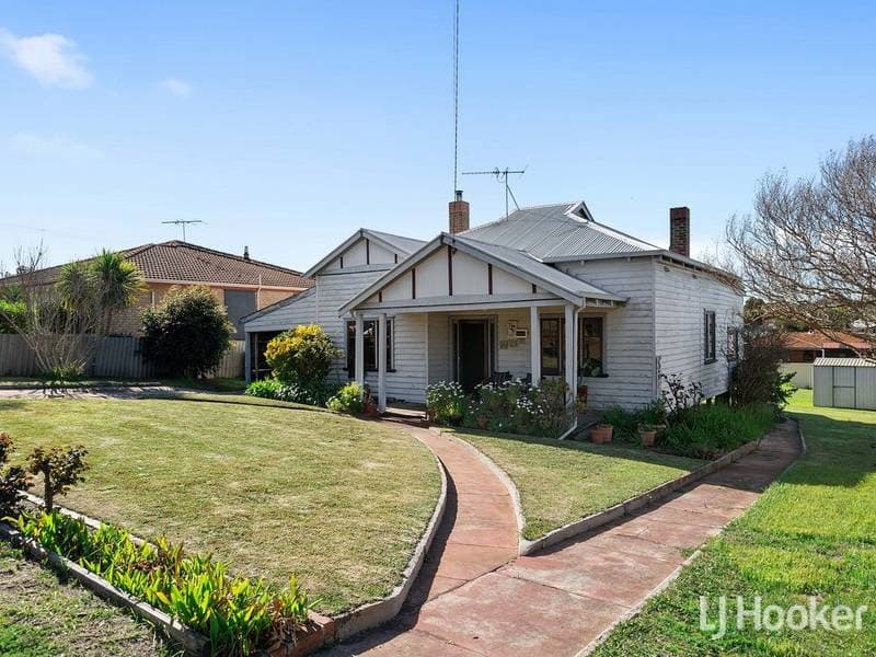 94 Jones Street Collie WA, Collie - Thumbnail 3
