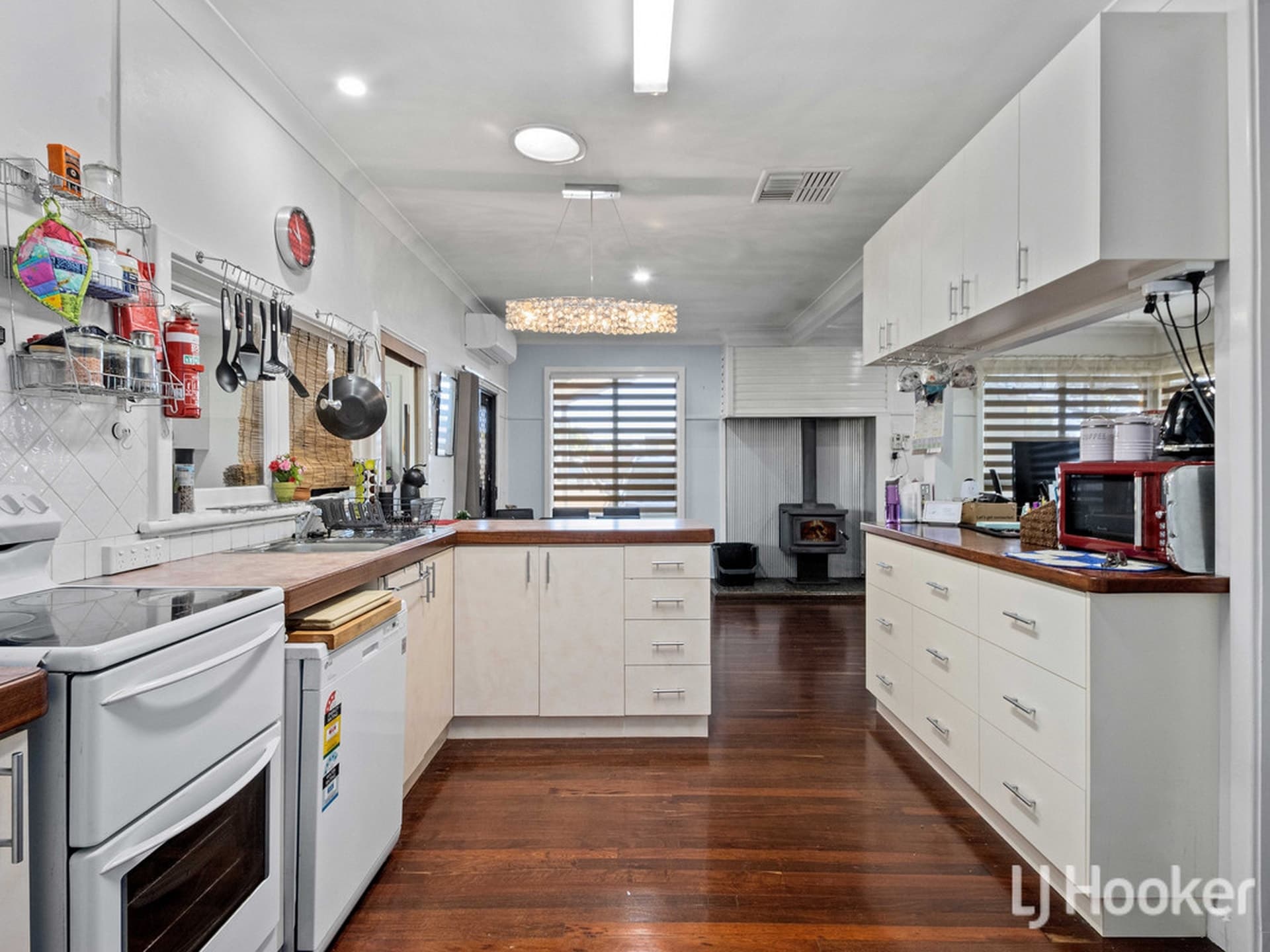 45 Swanstone Street Collie WA, Collie - Thumbnail 8