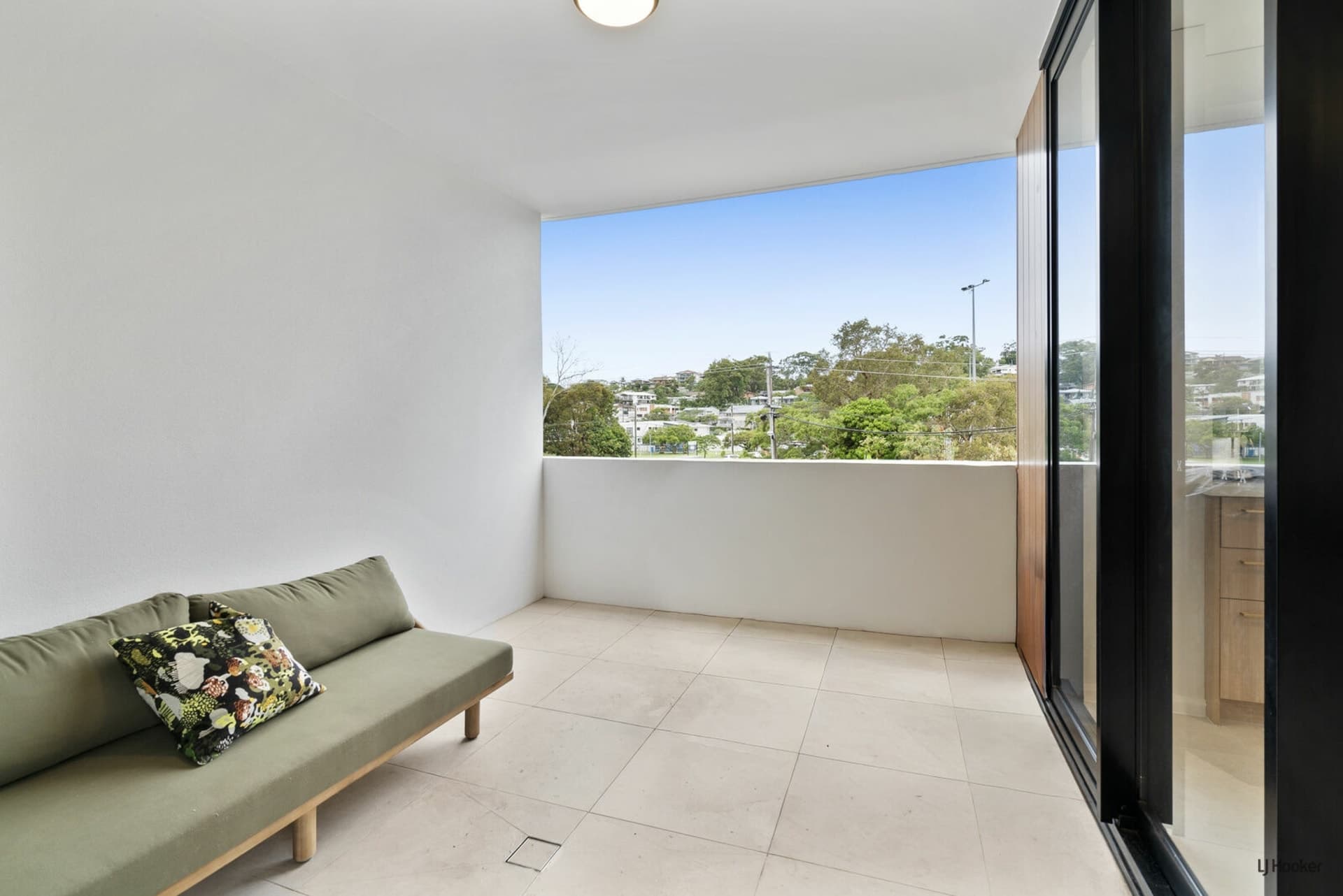 302/19 Appel Street Coolangatta QLD, Coolangatta - Thumbnail 4