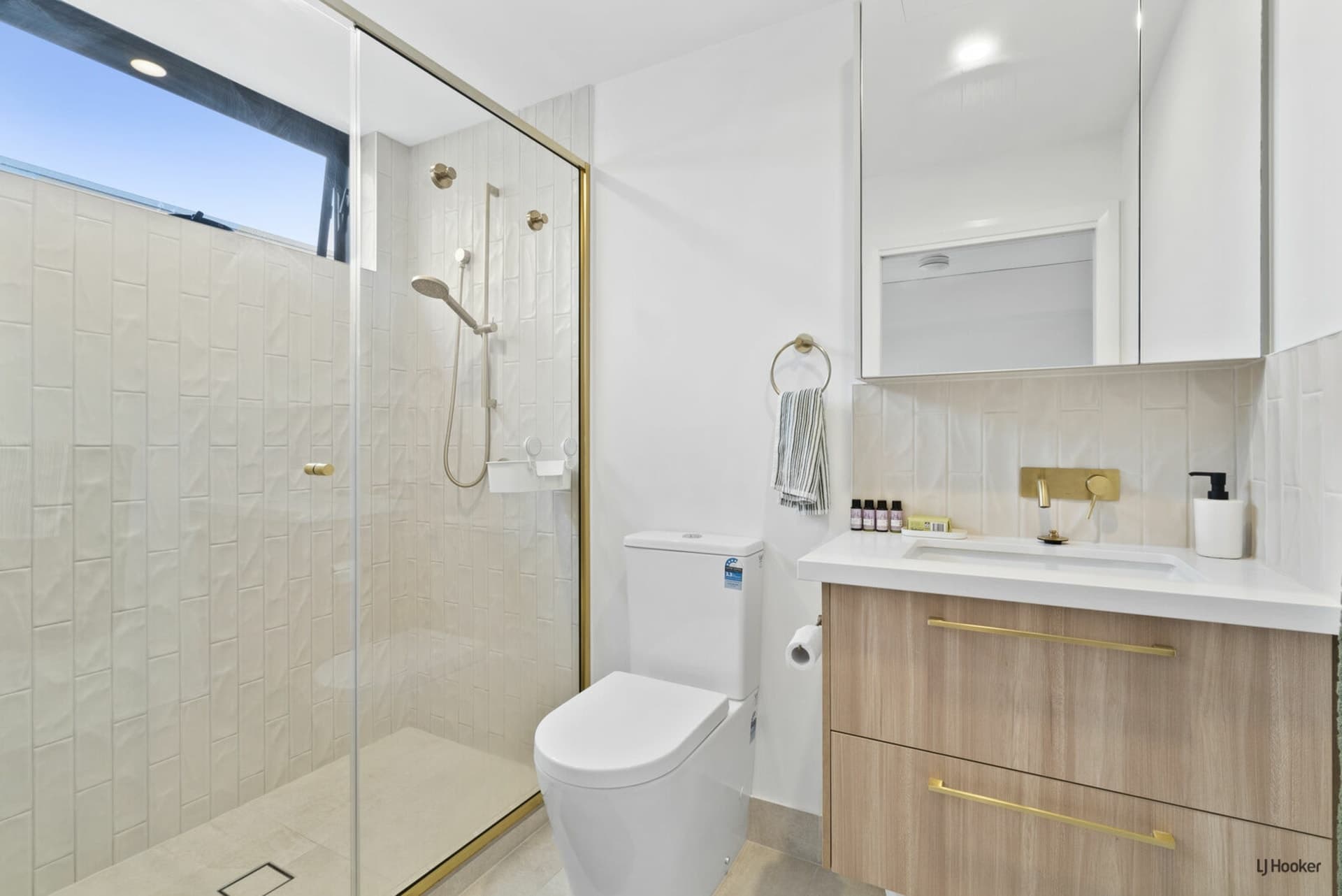302/19 Appel Street Coolangatta QLD, Coolangatta - Thumbnail 5