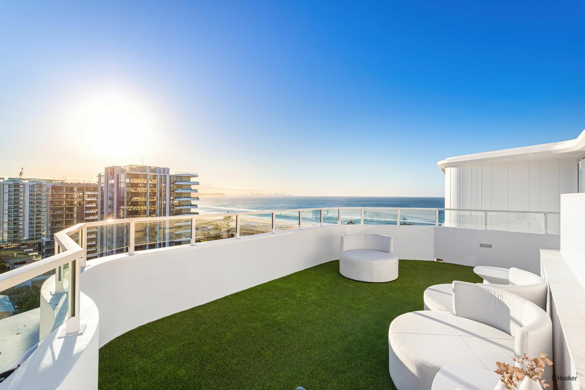 1403/7, Coolangatta - Image 1