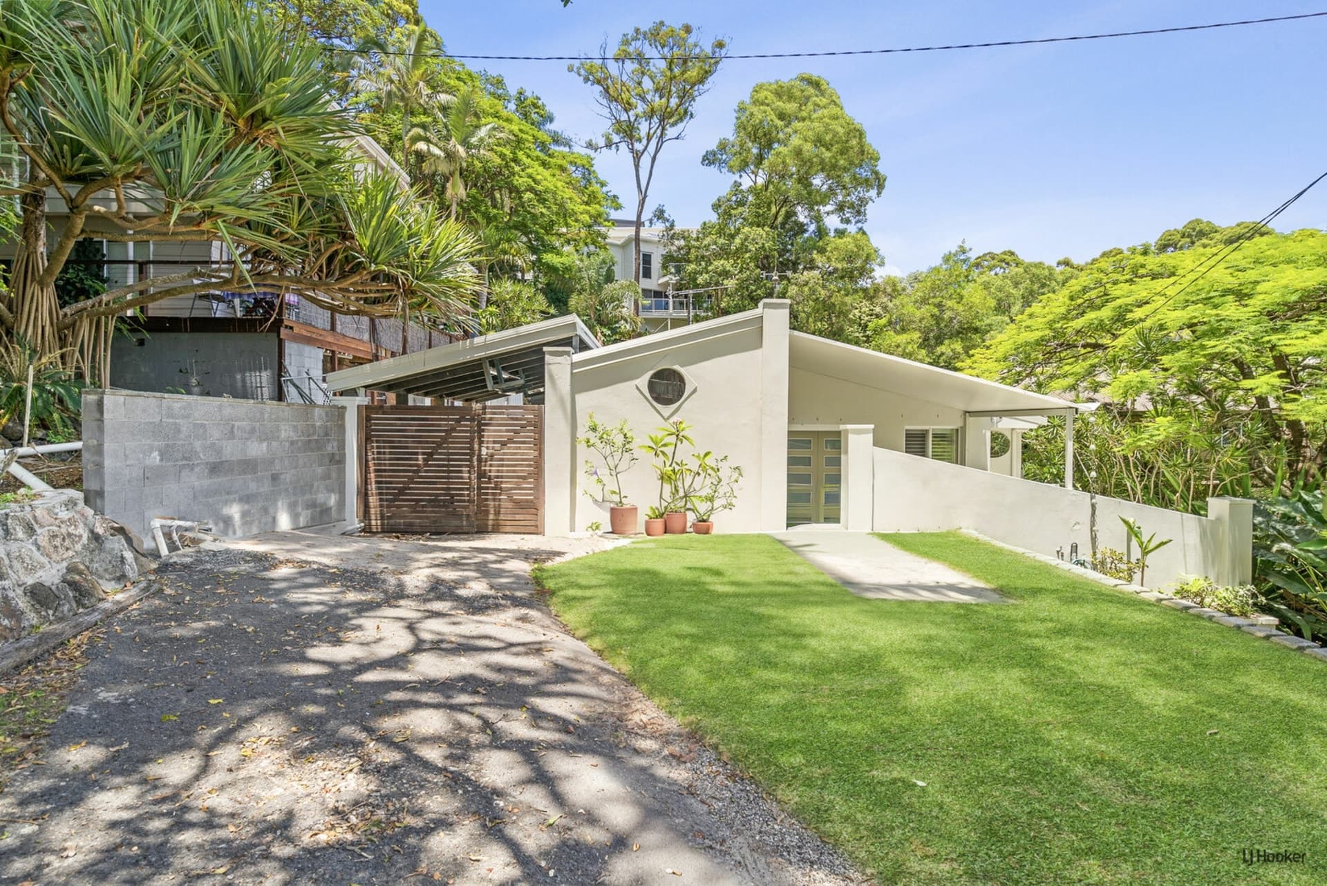 18 Stapylton Street Coolangatta QLD, Coolangatta - Thumbnail 2