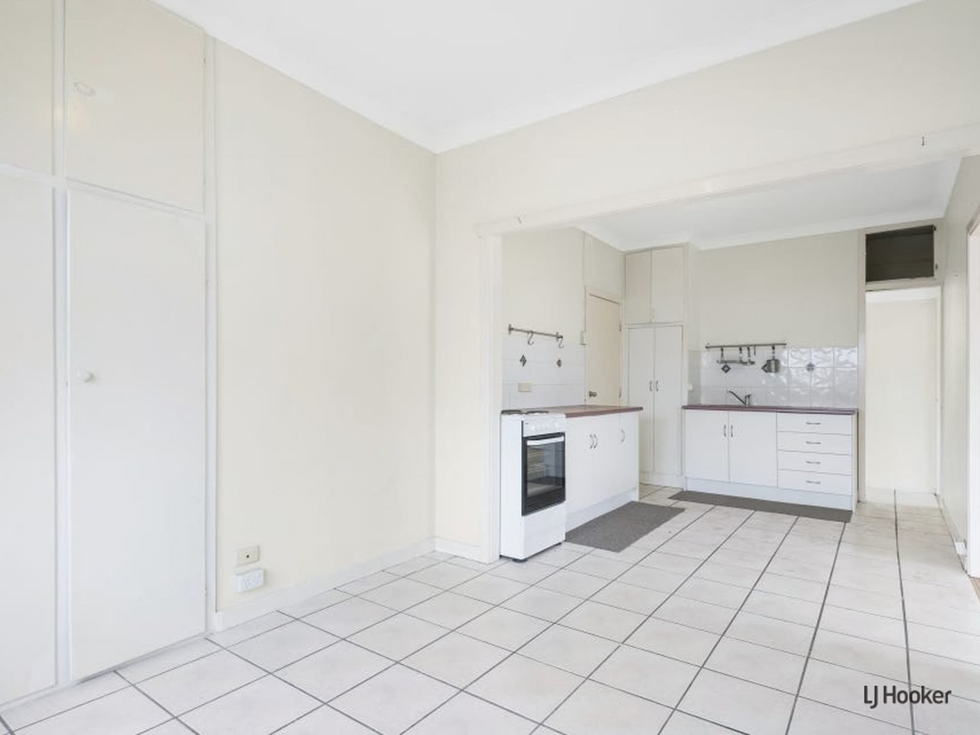 2/69 Mclean Street Coolangatta QLD, Coolangatta - Thumbnail 7