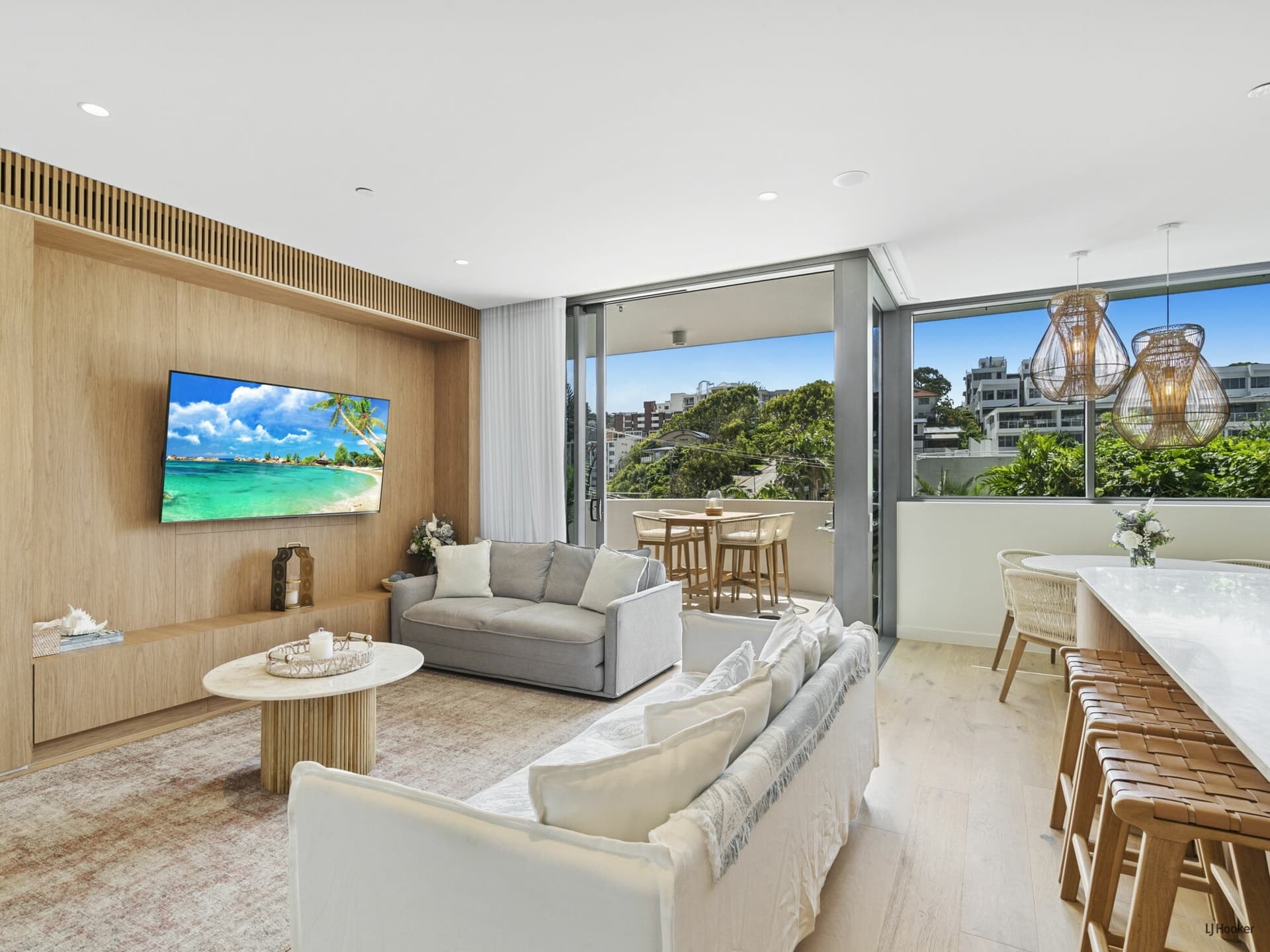 304/100 Musgrave Street Coolangatta QLD, Coolangatta - Thumbnail 2