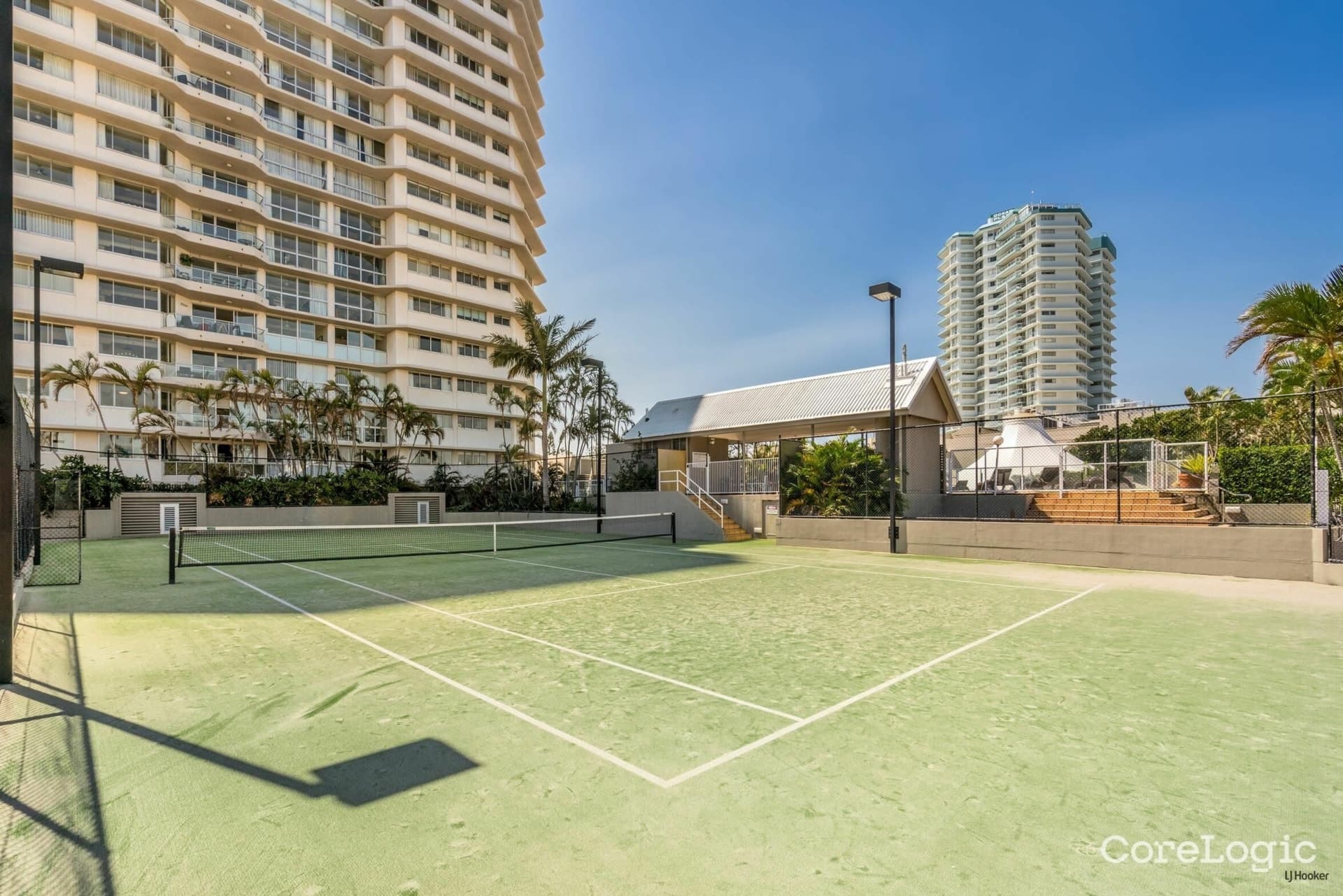 55/62, Coolangatta - Image 1
