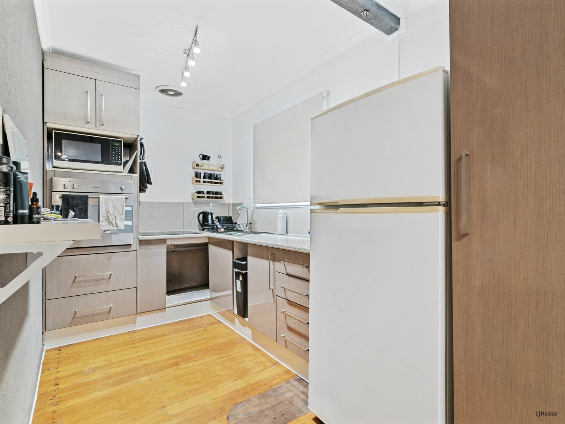 3/11 Lord Street Coolangatta QLD, Coolangatta - Thumbnail 4