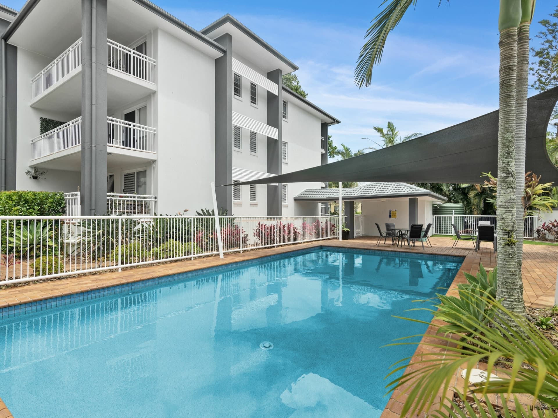 13/14 Douglas Street Coolangatta QLD, Coolangatta - Thumbnail 2