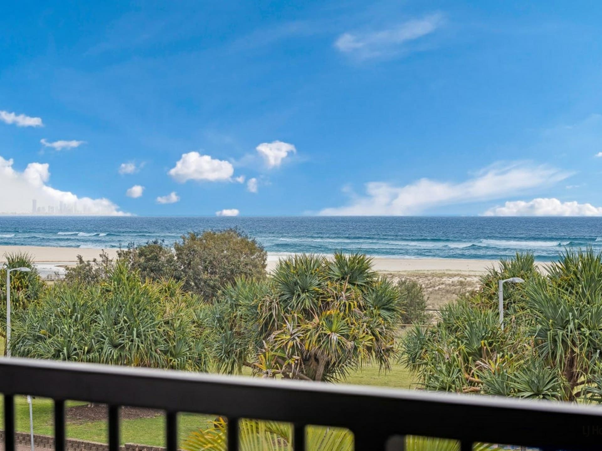 17/12, Coolangatta - Thumbnail 6