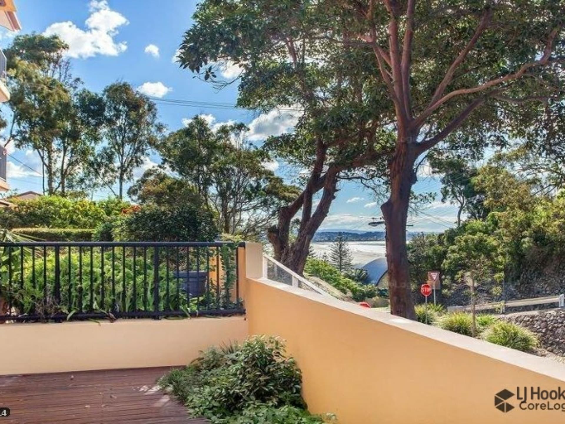 2/6 Rutledge Street Coolangatta QLD, Coolangatta - Image 1