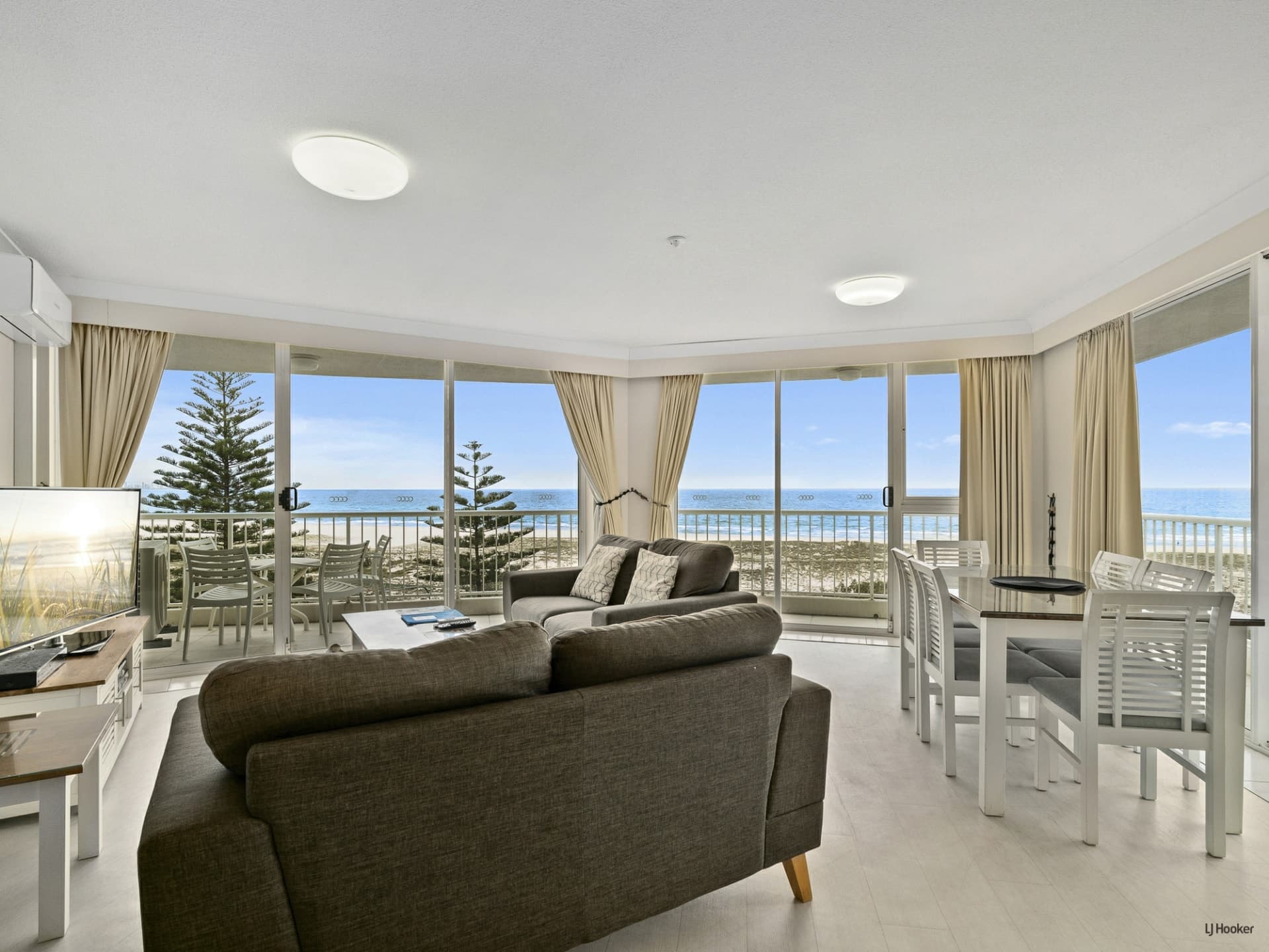 701/6 Coyne Street Coolangatta QLD, Coolangatta - Thumbnail 2