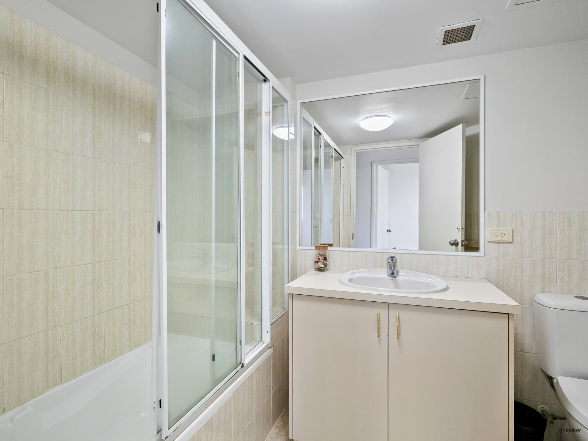 701/6 Coyne Street Coolangatta QLD, Coolangatta - Thumbnail 6