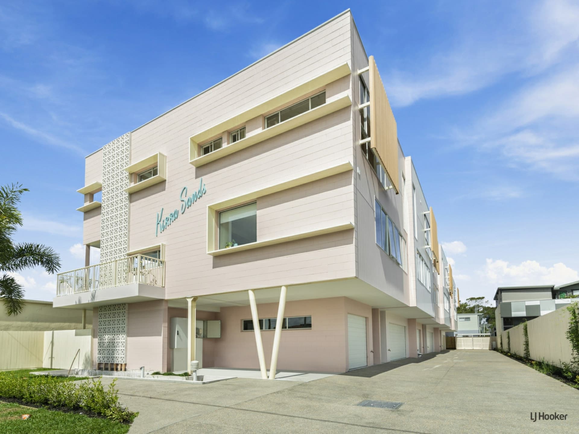 3/10 Simpson Street Coolangatta QLD, Coolangatta - Image 1