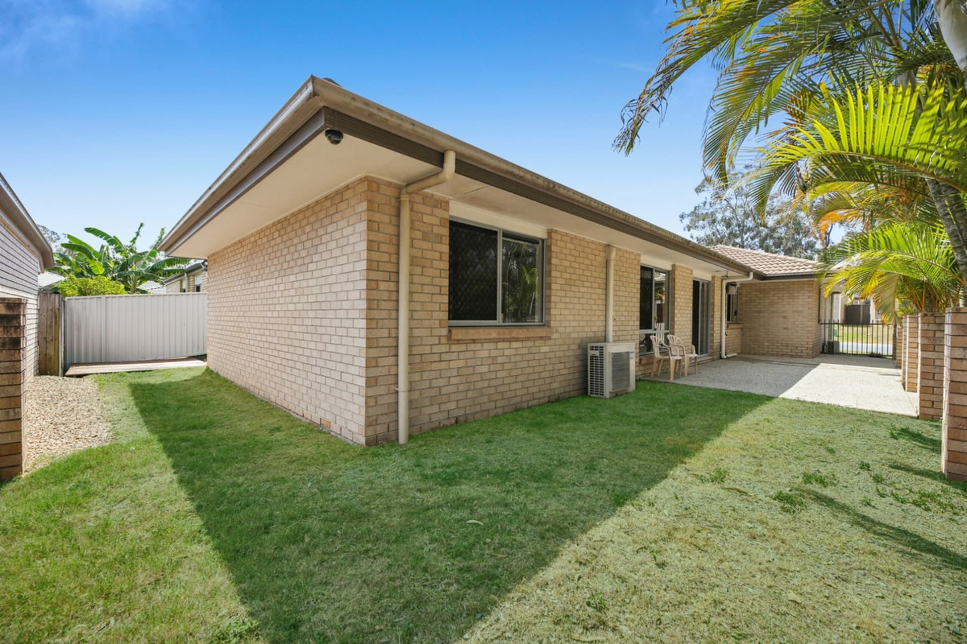 15 Yulia Street Coombabah QLD, Coombabah - Thumbnail 2