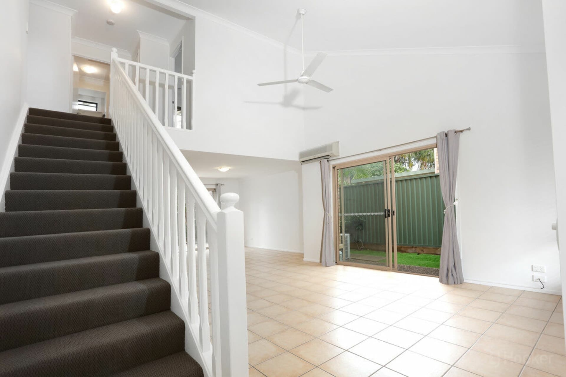 26/284 Oxley Drive Coombabah QLD, Coombabah - Thumbnail 2