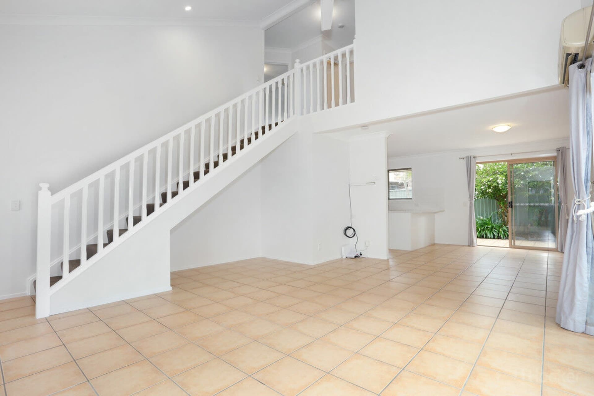 26/284 Oxley Drive Coombabah QLD, Coombabah - Thumbnail 6