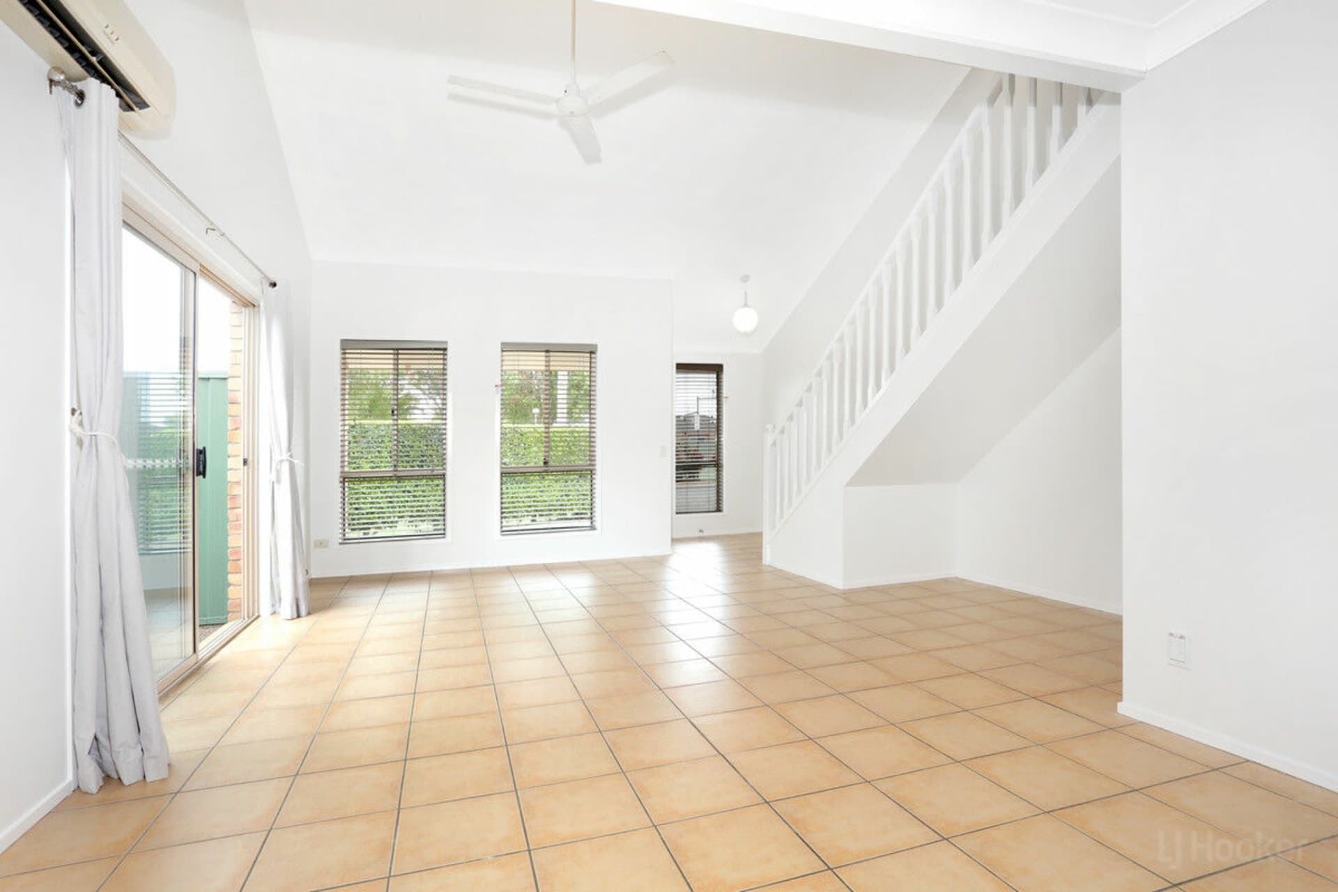 26/284 Oxley Drive Coombabah QLD, Coombabah - Thumbnail 7