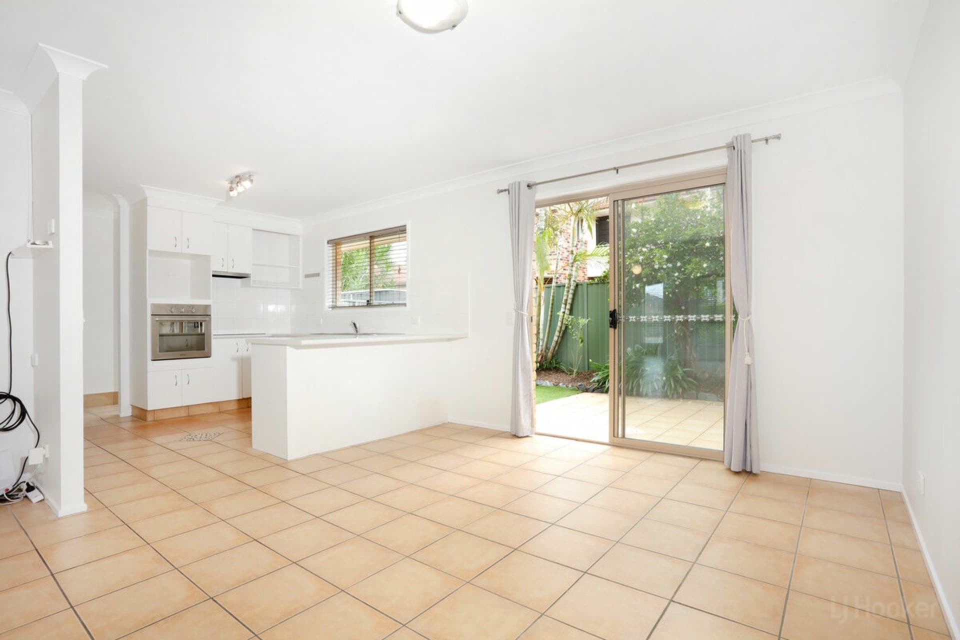 26/284 Oxley Drive Coombabah QLD, Coombabah - Thumbnail 8