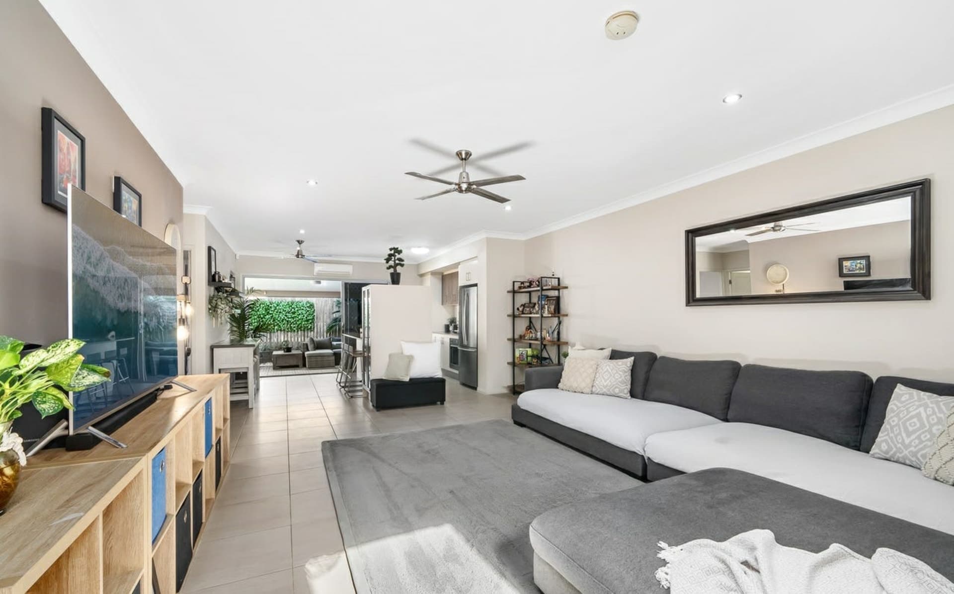 24 Lisa Crescent Coomera QLD, Coomera - Thumbnail 5