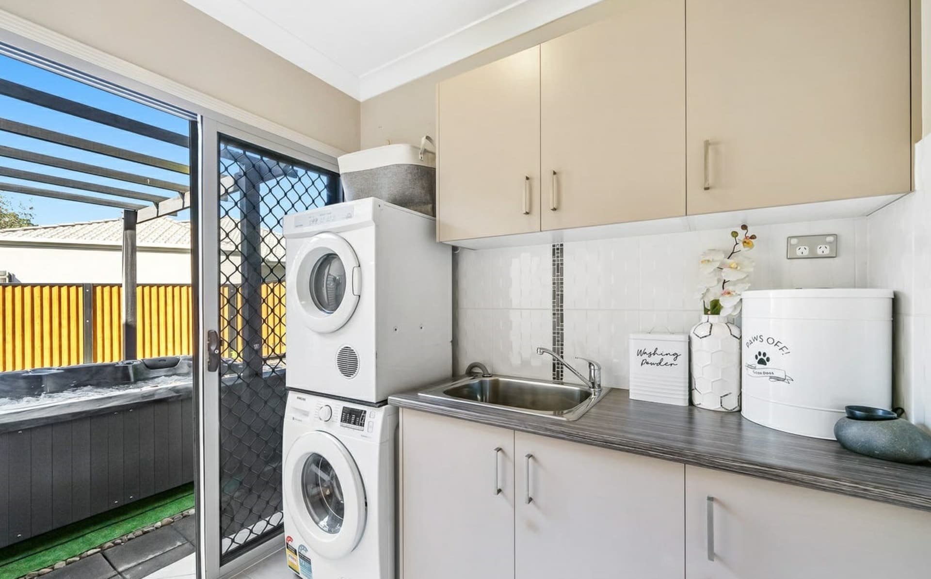 24 Lisa Crescent Coomera QLD, Coomera - Thumbnail 8