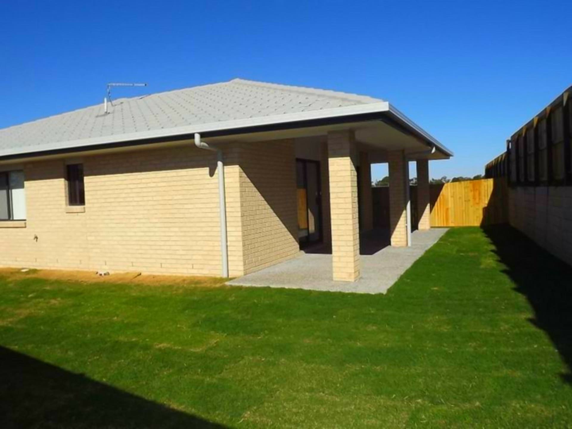 16 Tribeca Circuit Coomera QLD, Coomera - Thumbnail 3