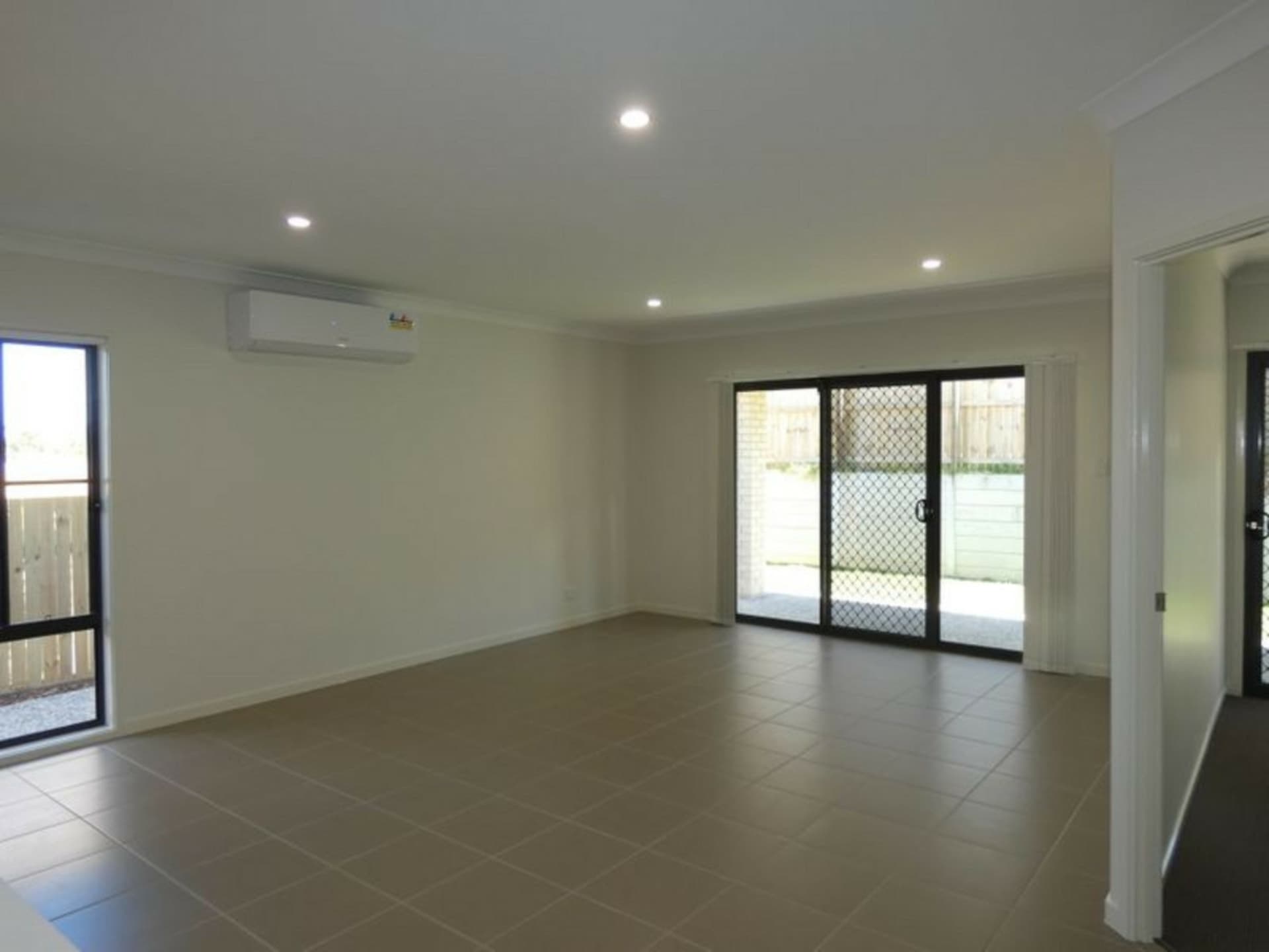 16 Tribeca Circuit Coomera QLD, Coomera - Thumbnail 6