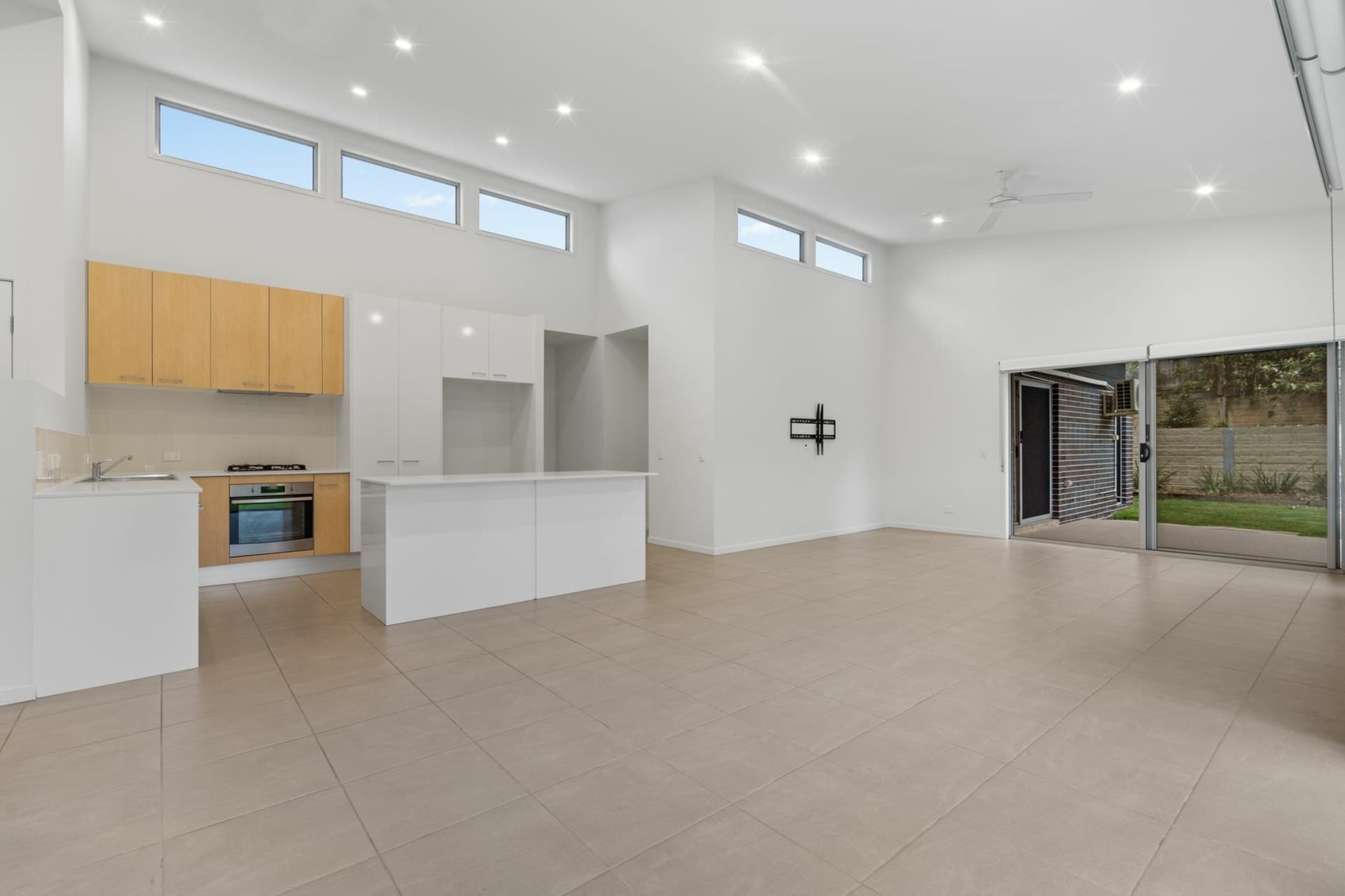 21 Red Gum Terrace Coomera QLD, Coomera - Thumbnail 4