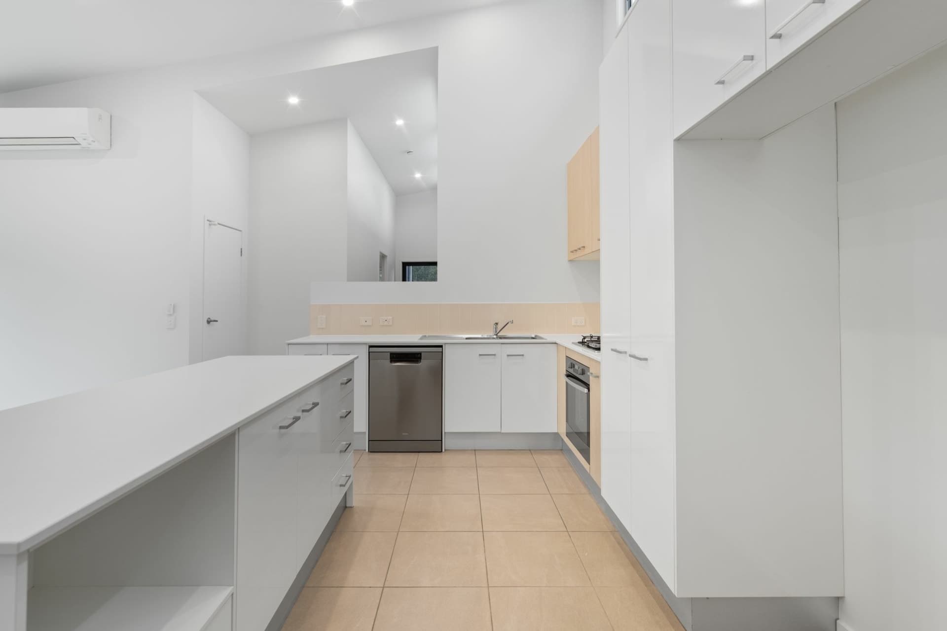 21 Red Gum Terrace Coomera QLD, Coomera - Thumbnail 5
